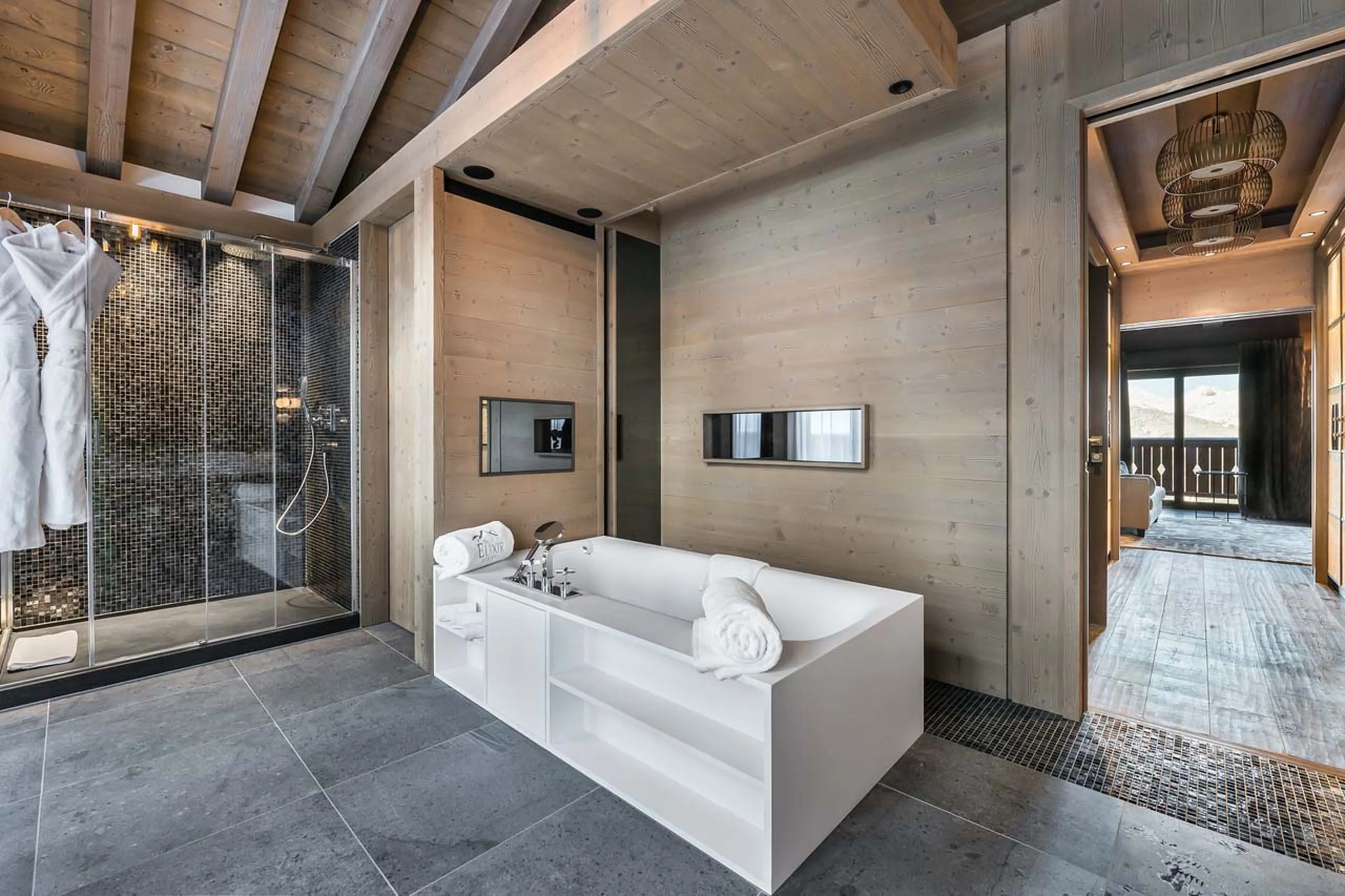 Master bathroom at Chalet Elixir in Courchevel 1850