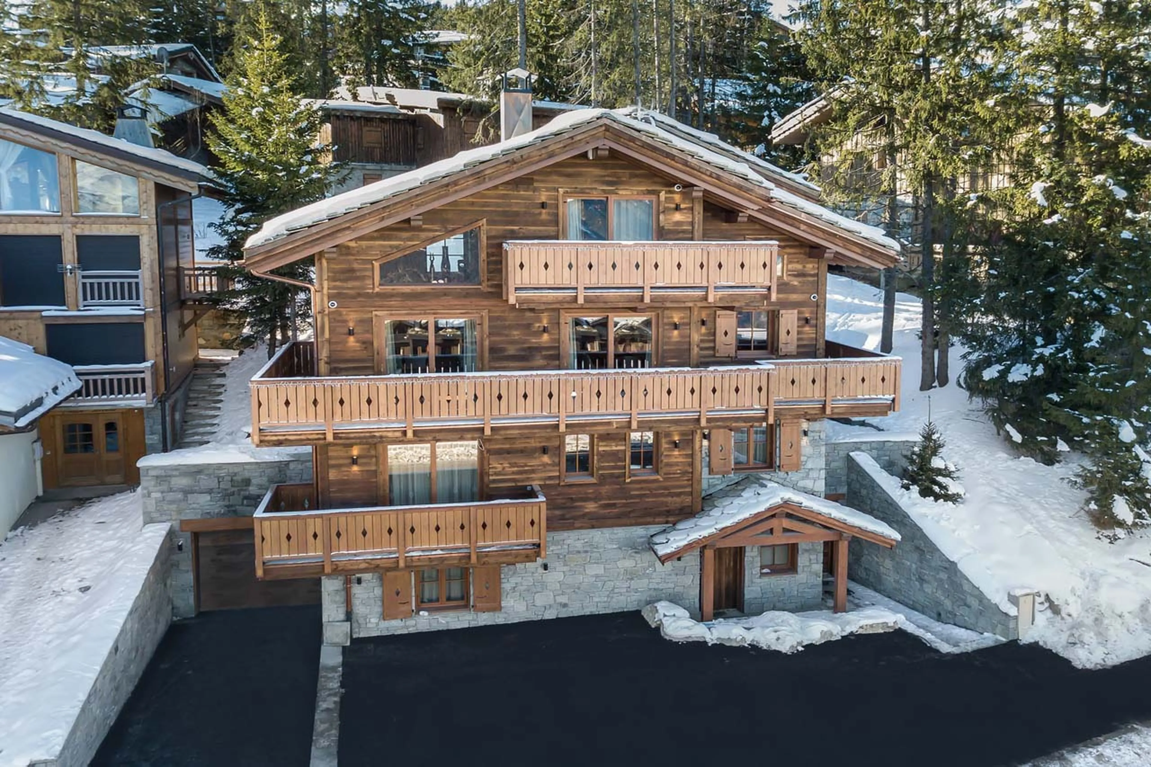 Exterior of Chalet Elixir in Courchevel 1850