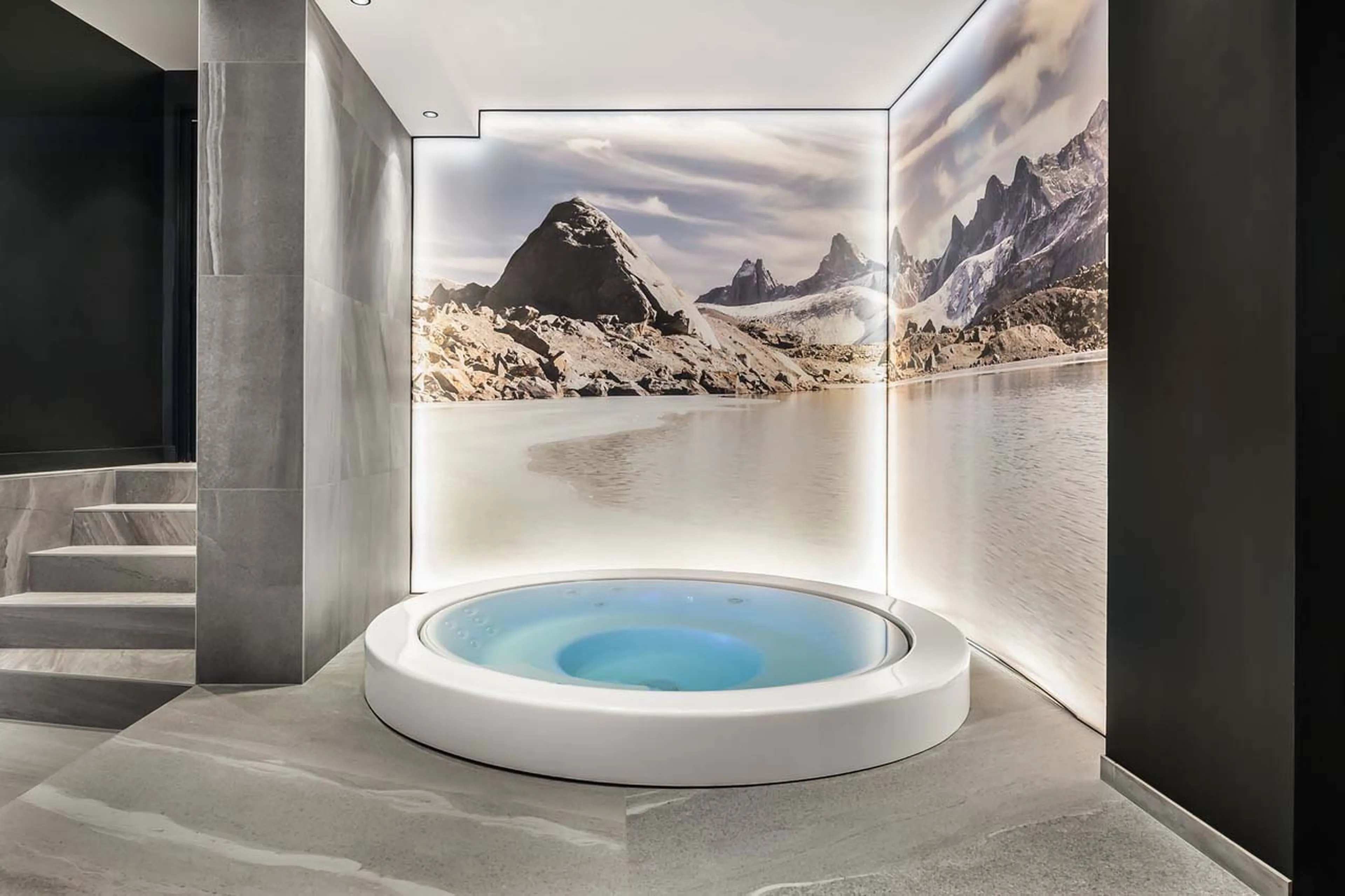 Indoor Jacuzzi at Chalet Elixir in Courchevel 1850