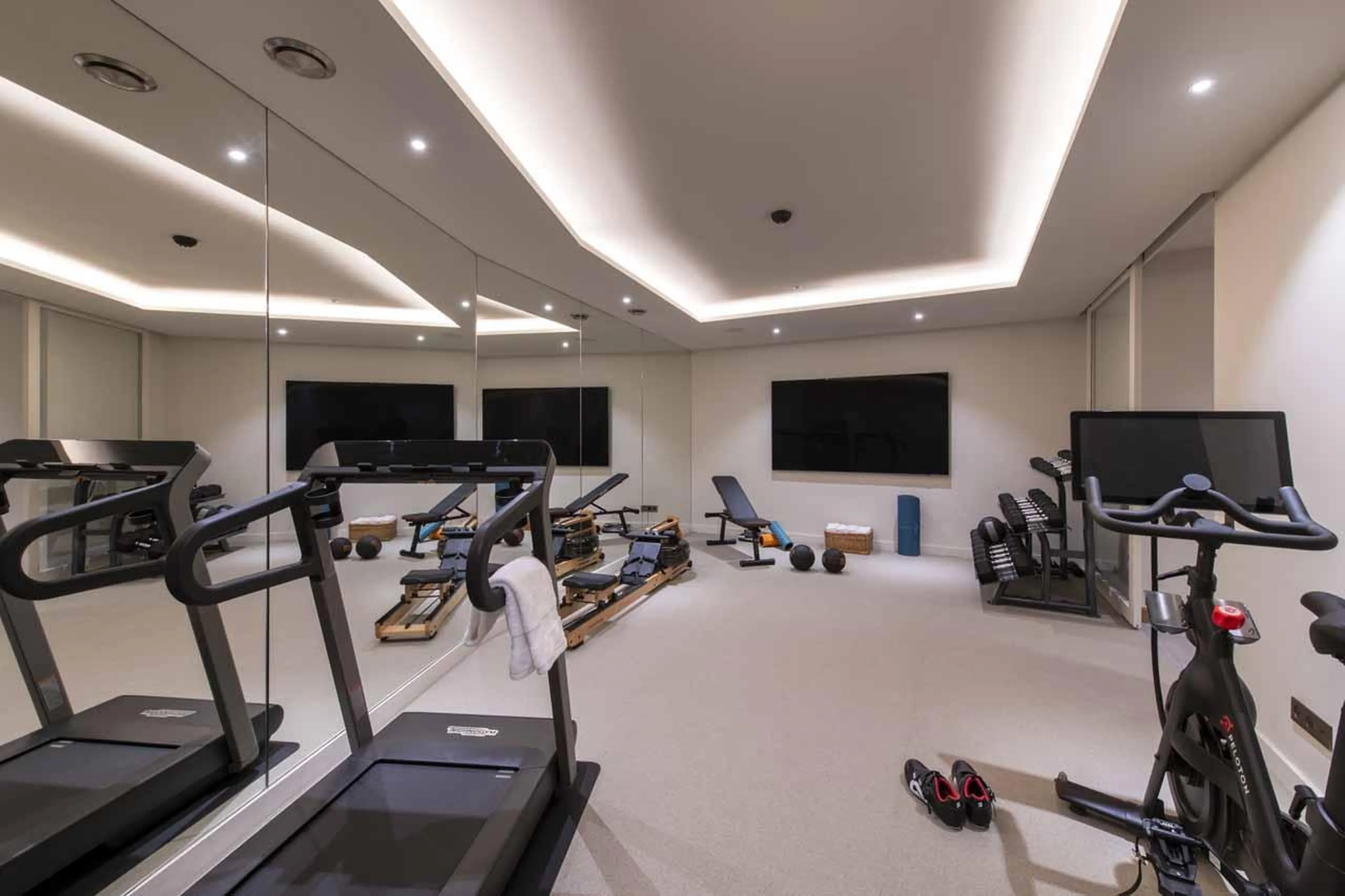 Gym at Etoile du Nord West in Val d'Isere