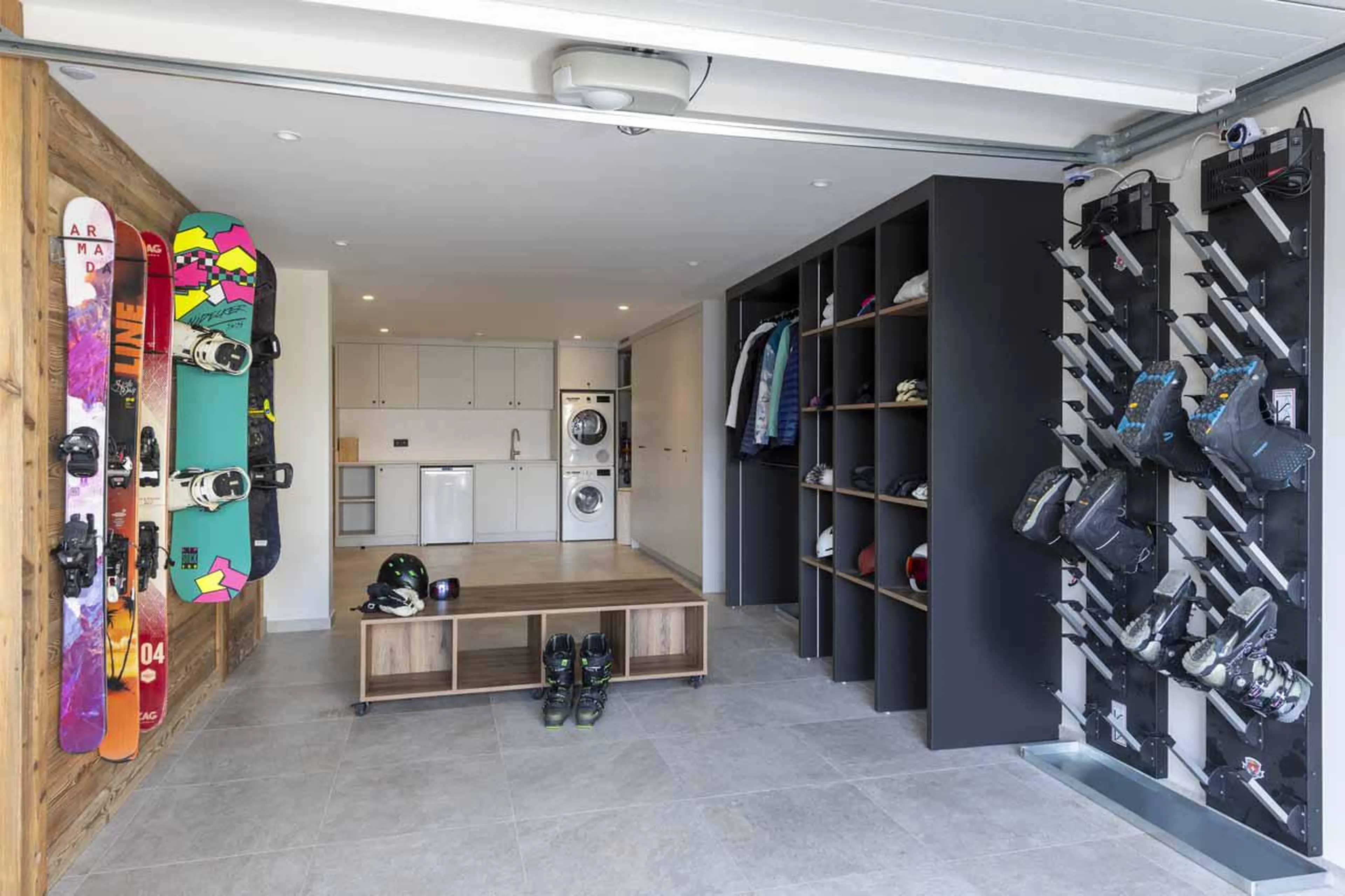 Ski room with heated boot racks in Chalet Fika, Les Gets