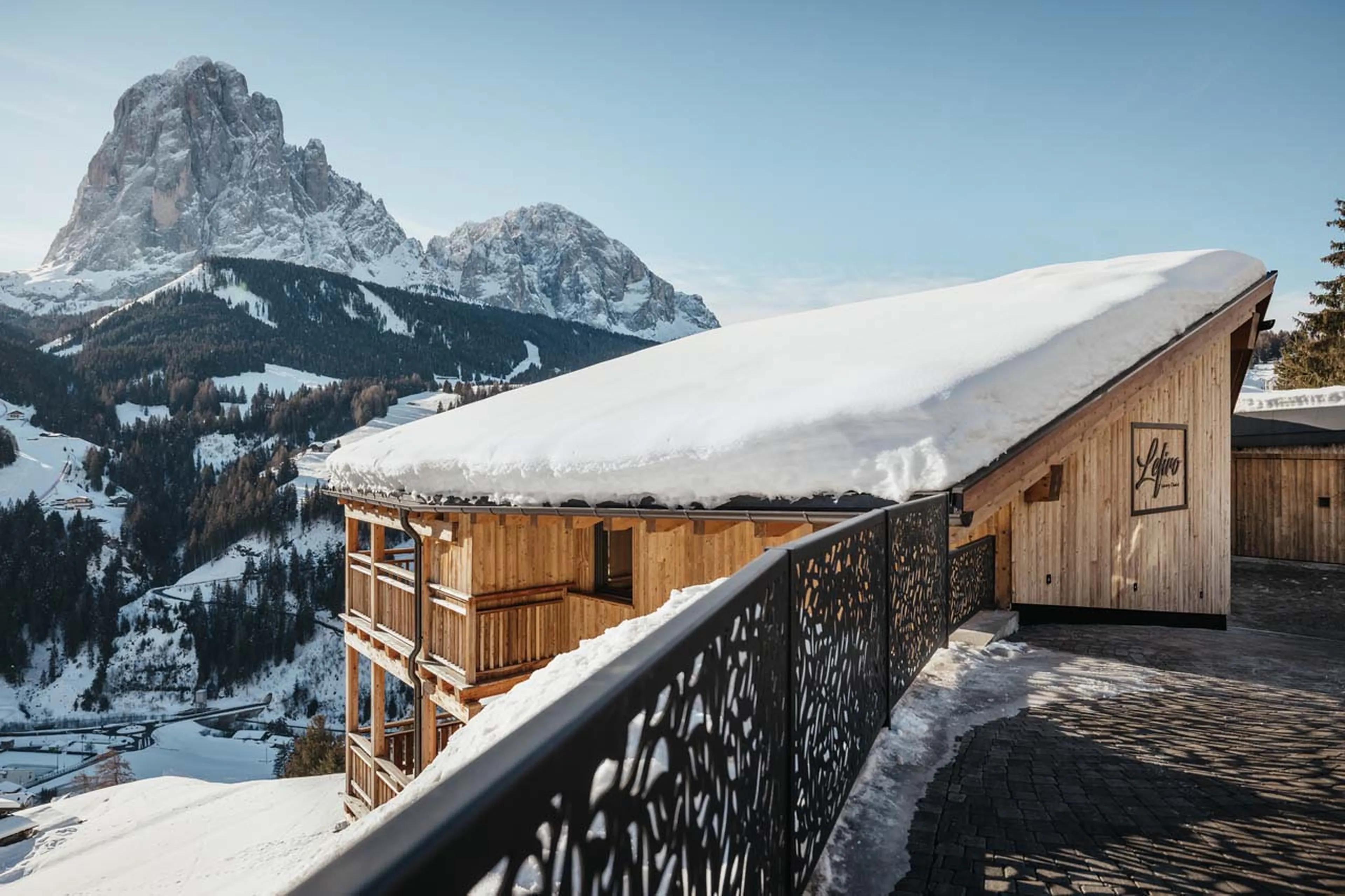 Exterior with mountain views at Chalet Filip, Val Gardena