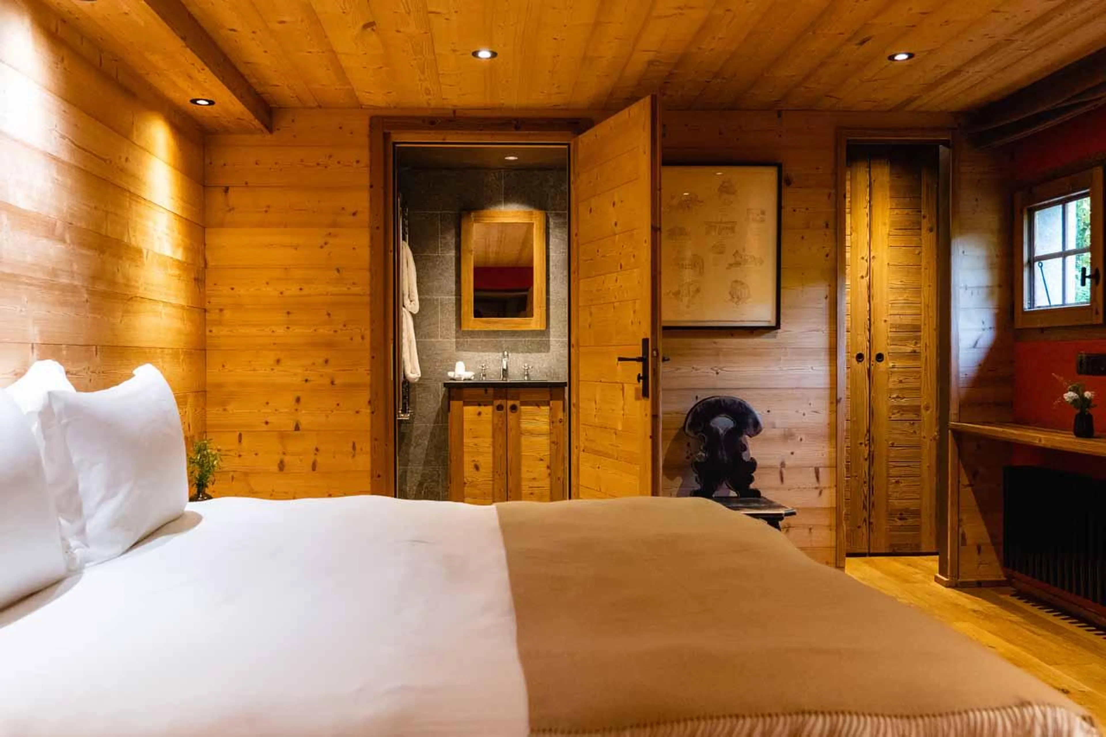 Double bedroom and entrance to en-suite in Chalet Firmin, Megeve