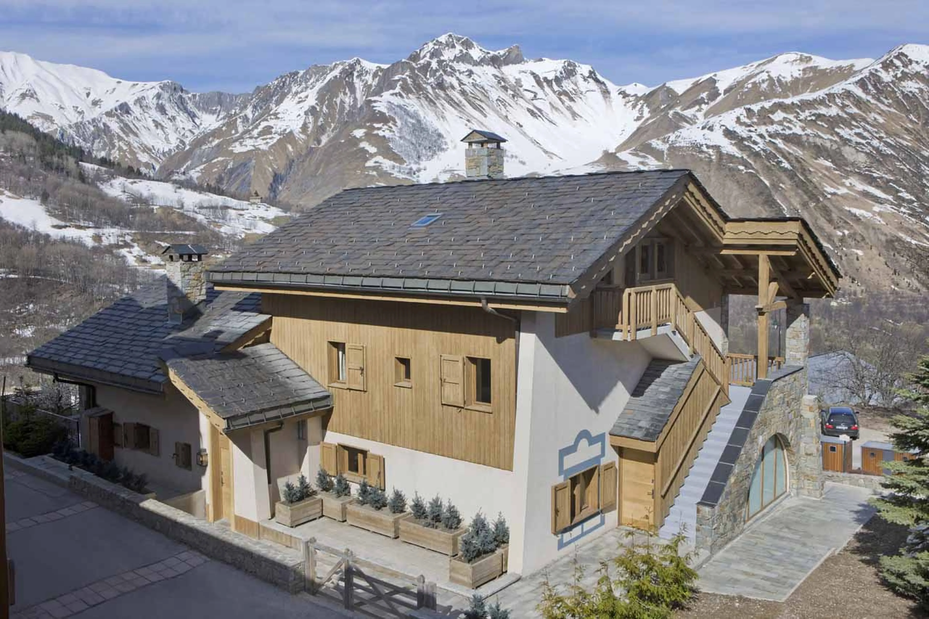 Exterior of Chalet Floralie in St Martin de Belleville