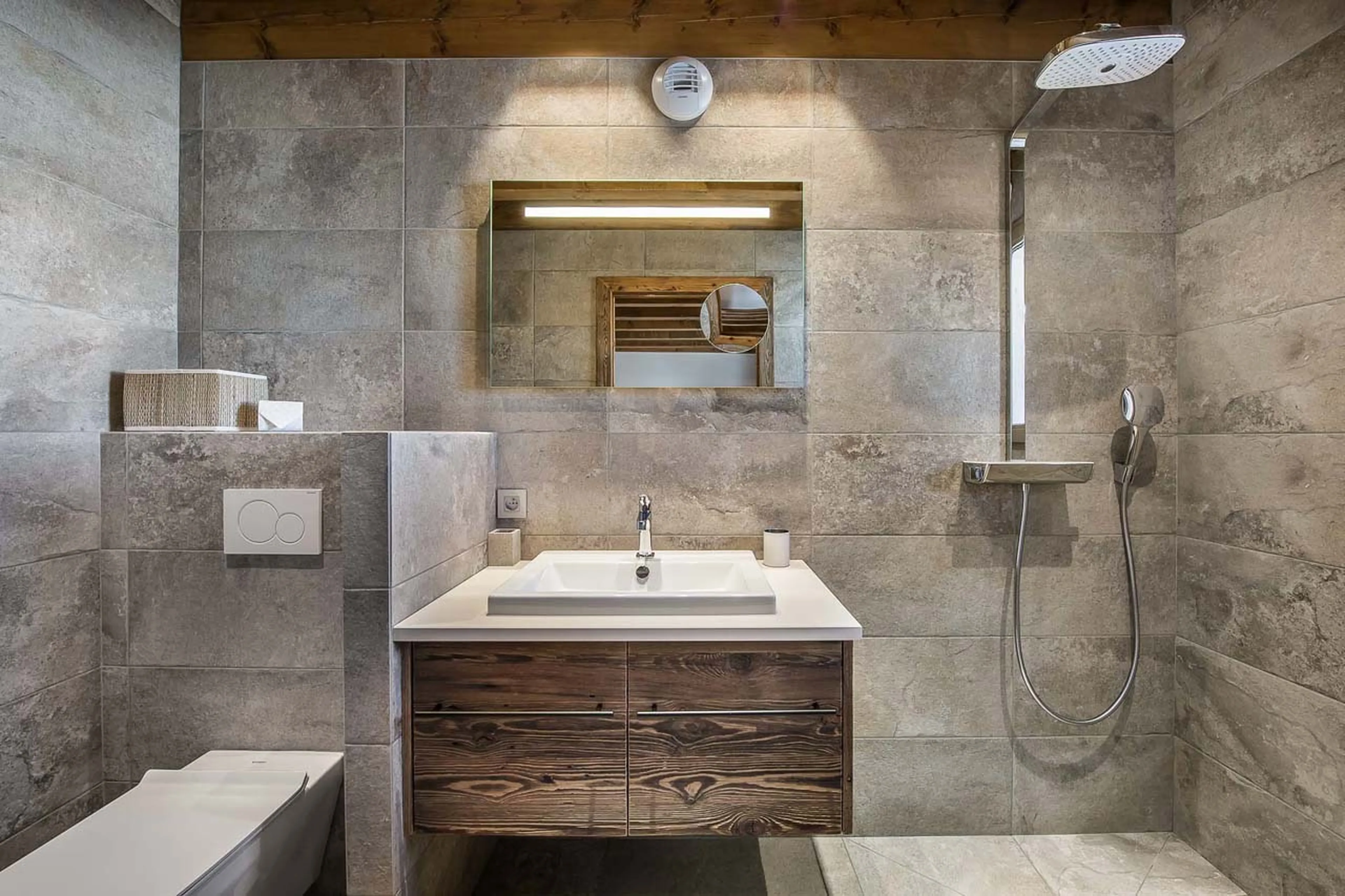 Bathroom three at Chalet Fontany in Meribel