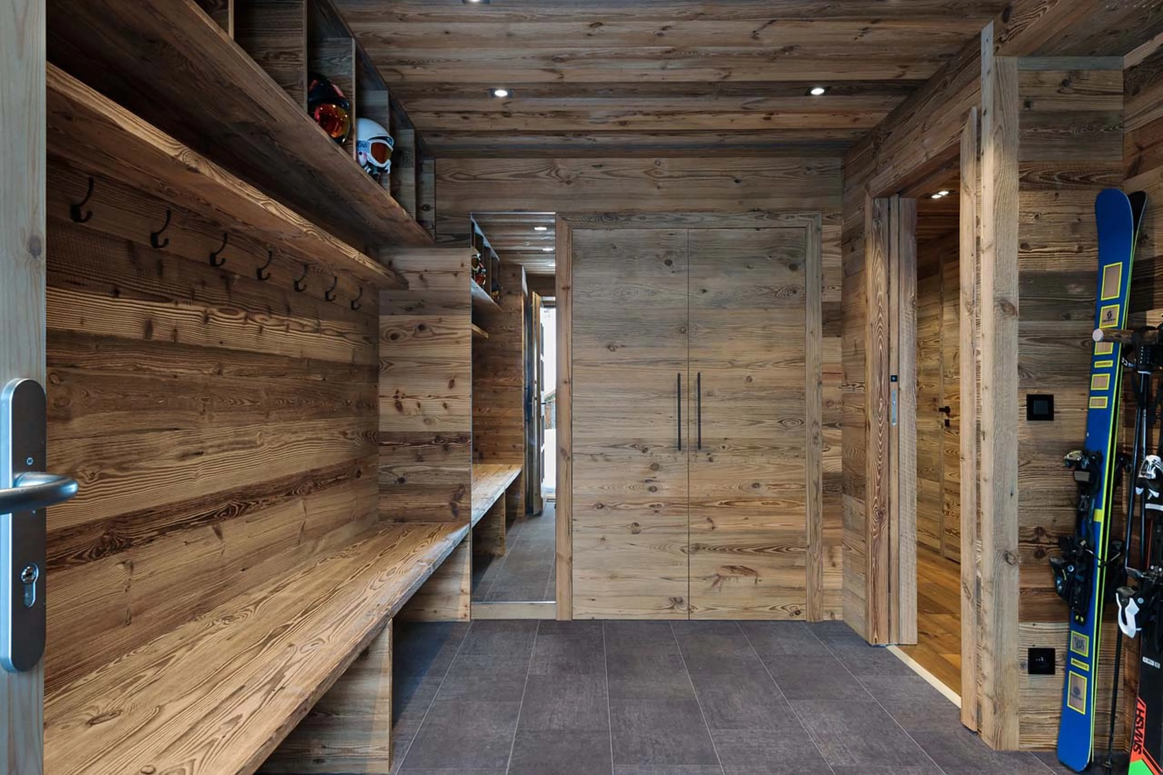 Ski room at Chalet Fontany in Meribel