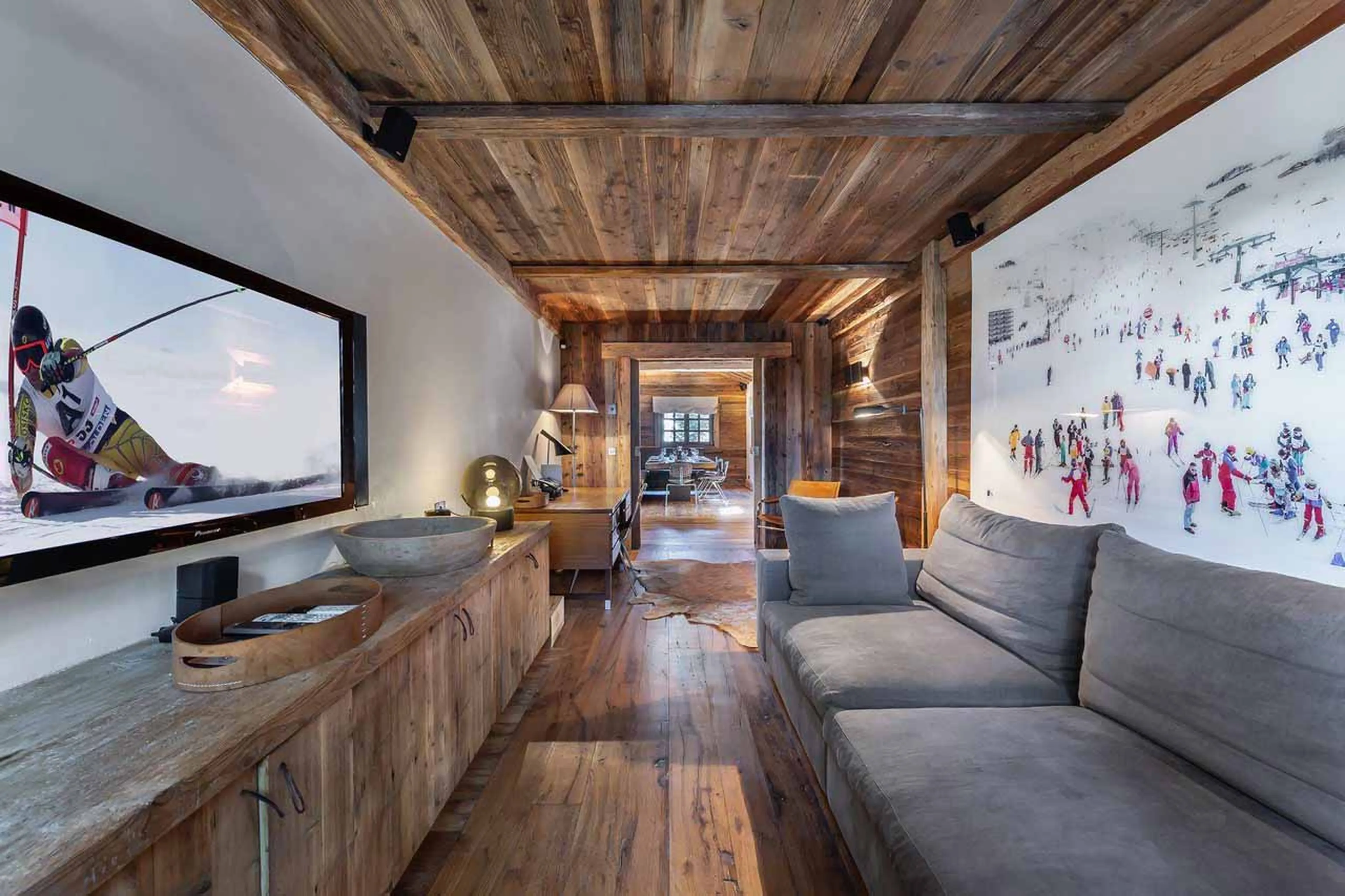 TV lounge at Chalet Ima in Courchevel 1850