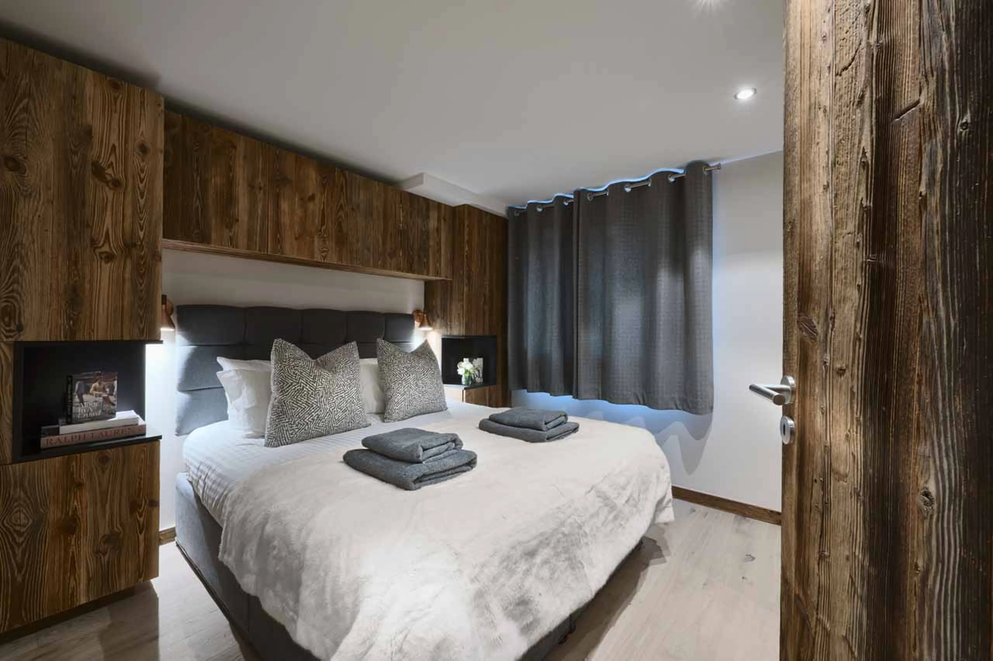 Bedroom six at Chalet Genepi in Morzine