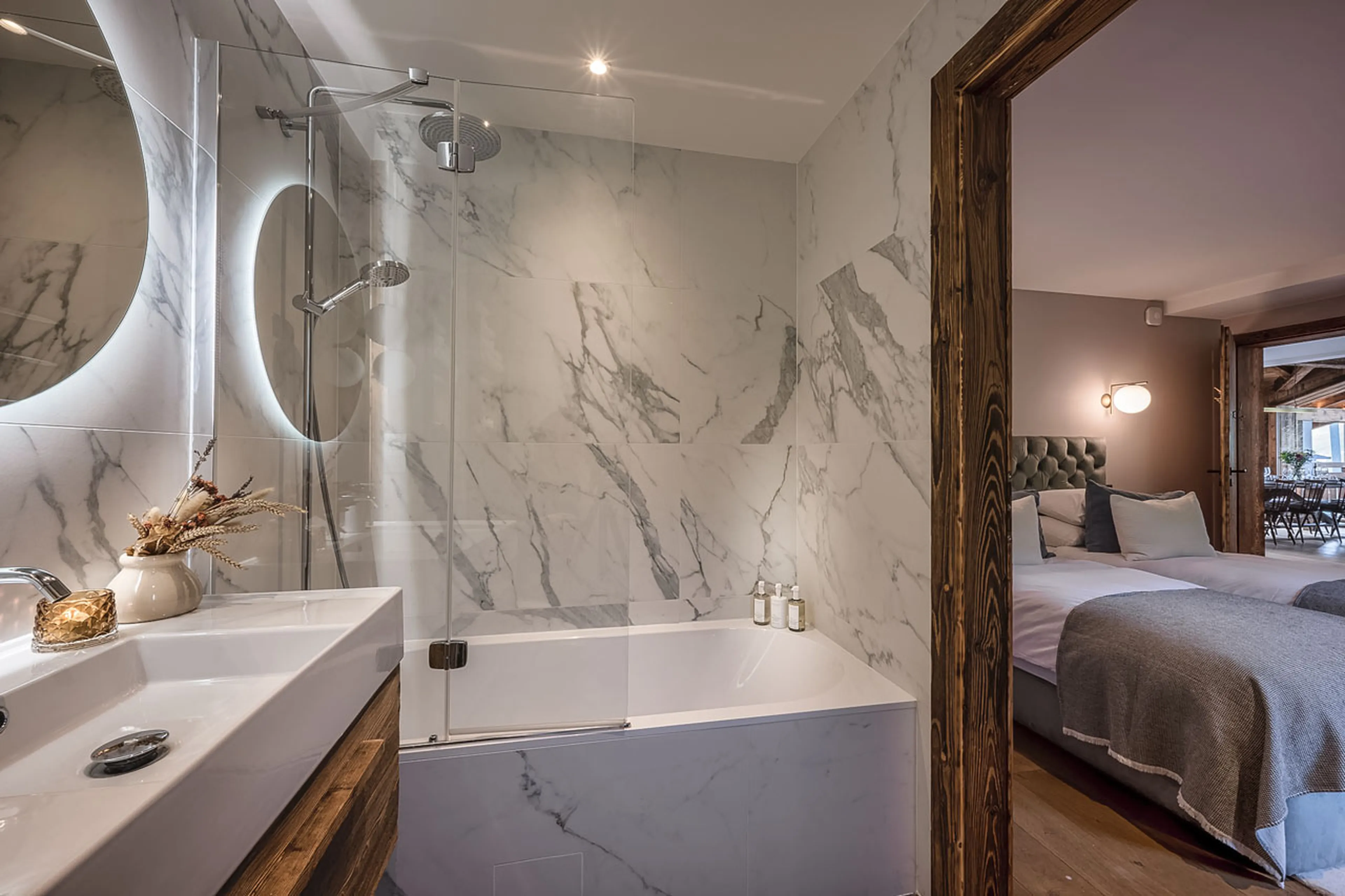 Bedroom 3 bathroom at Chalet Genevieve in Morzine