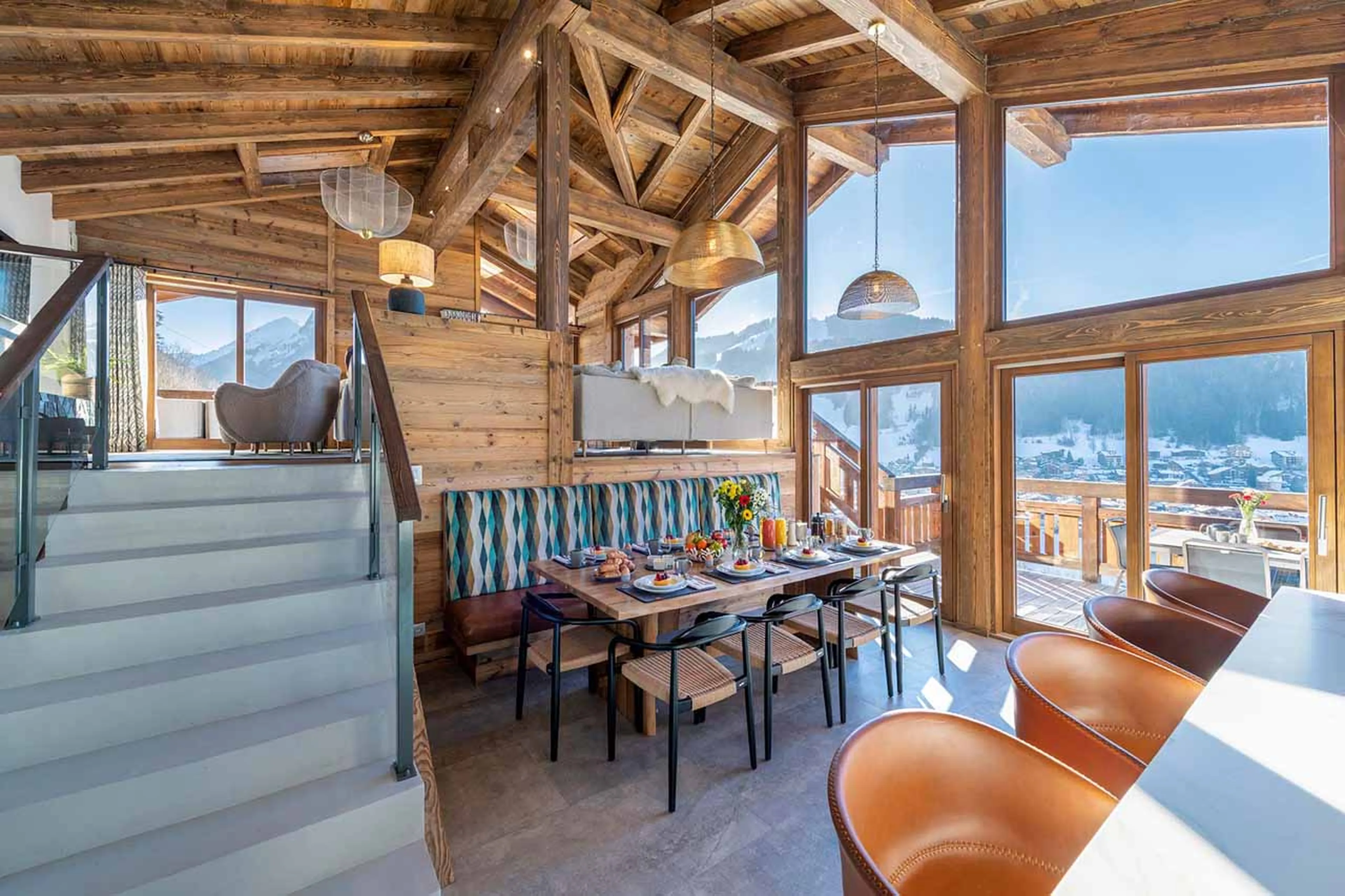 Kitchen and dining area at Chalet Goldilocks & Three Bears in Morzine