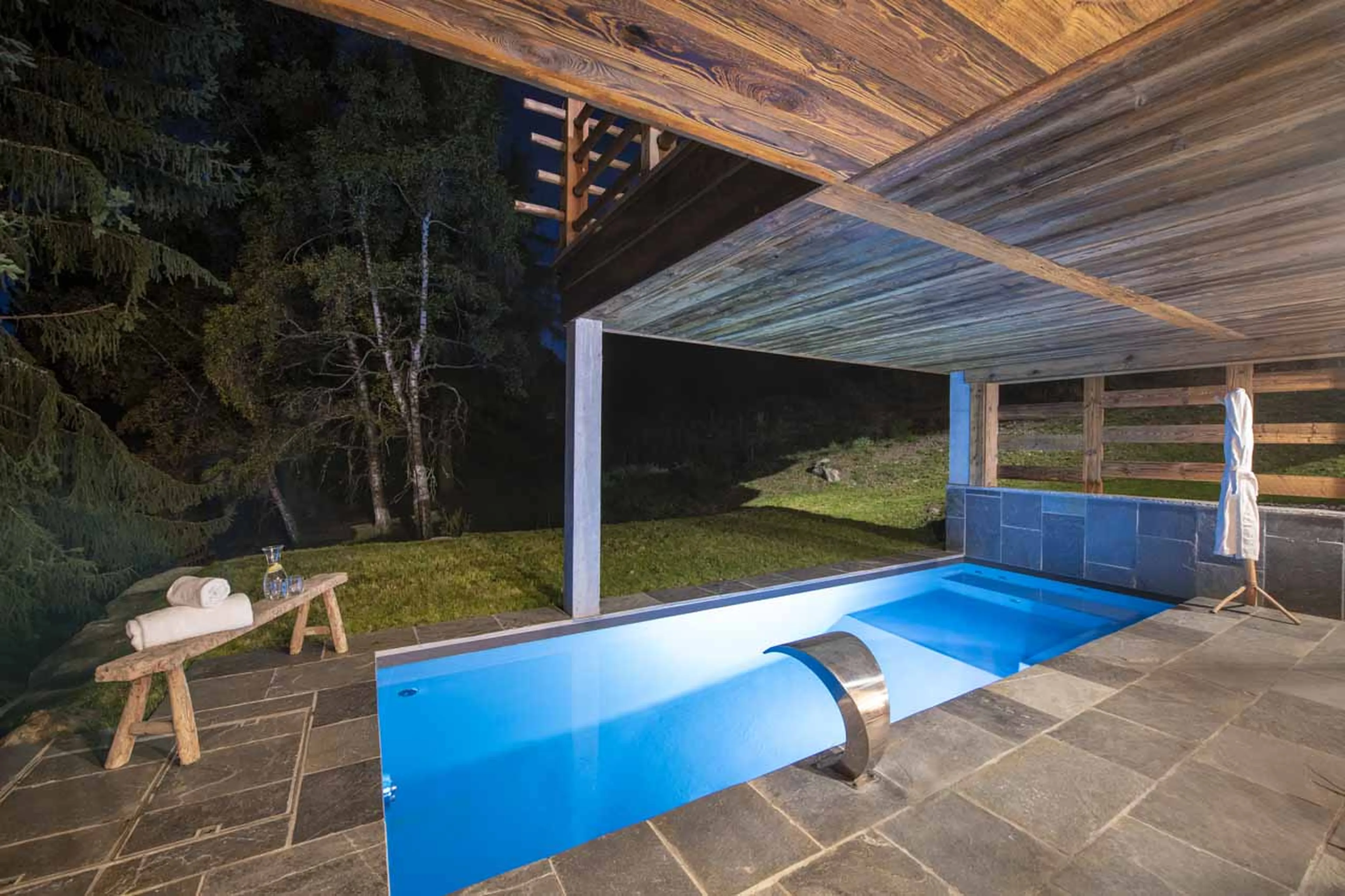 Swimming pool at Chalet Grand Coeur in Verbier