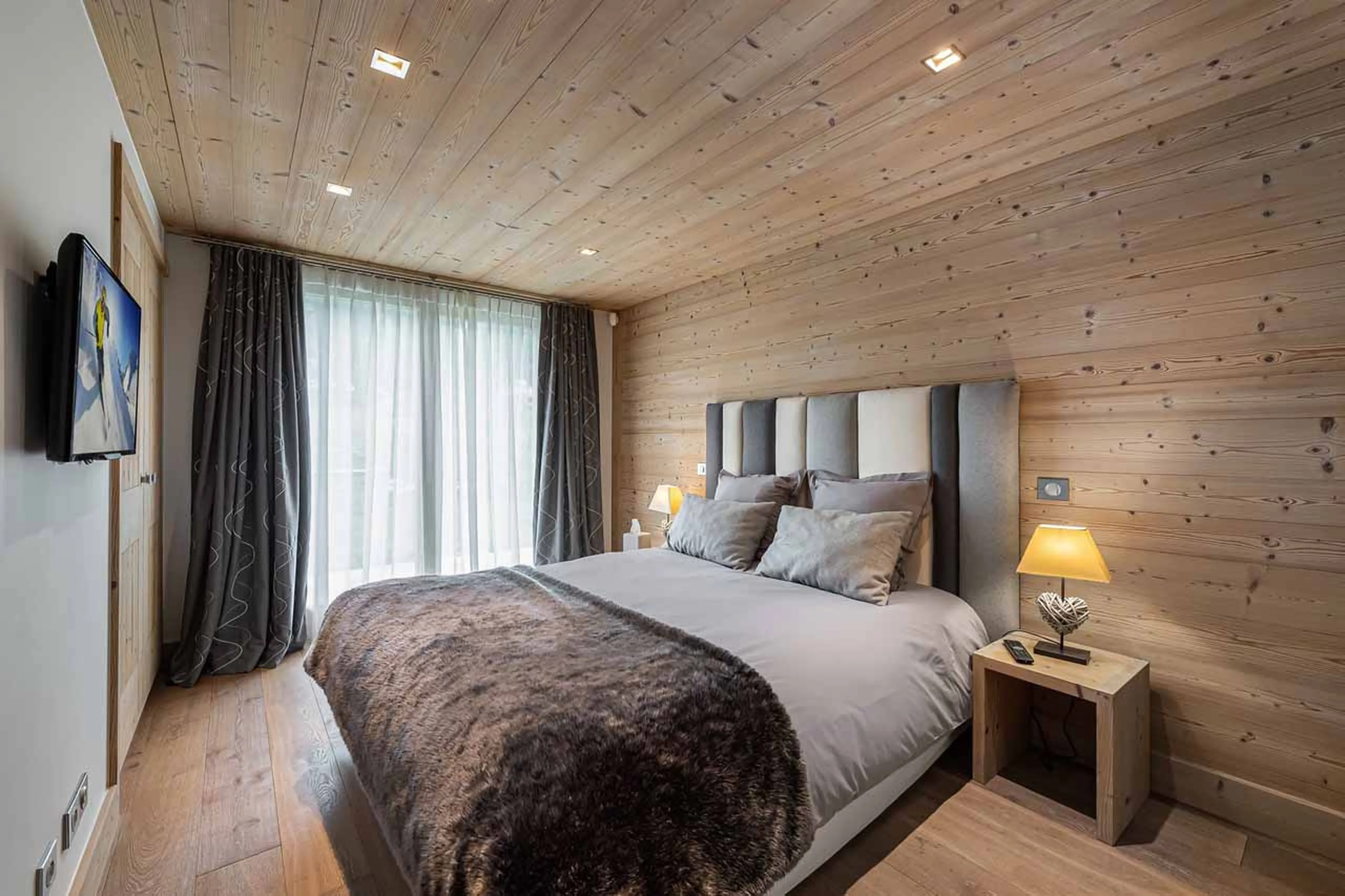 Bedroom four at Chalet Grand Tetras at Courchevel Le Praz