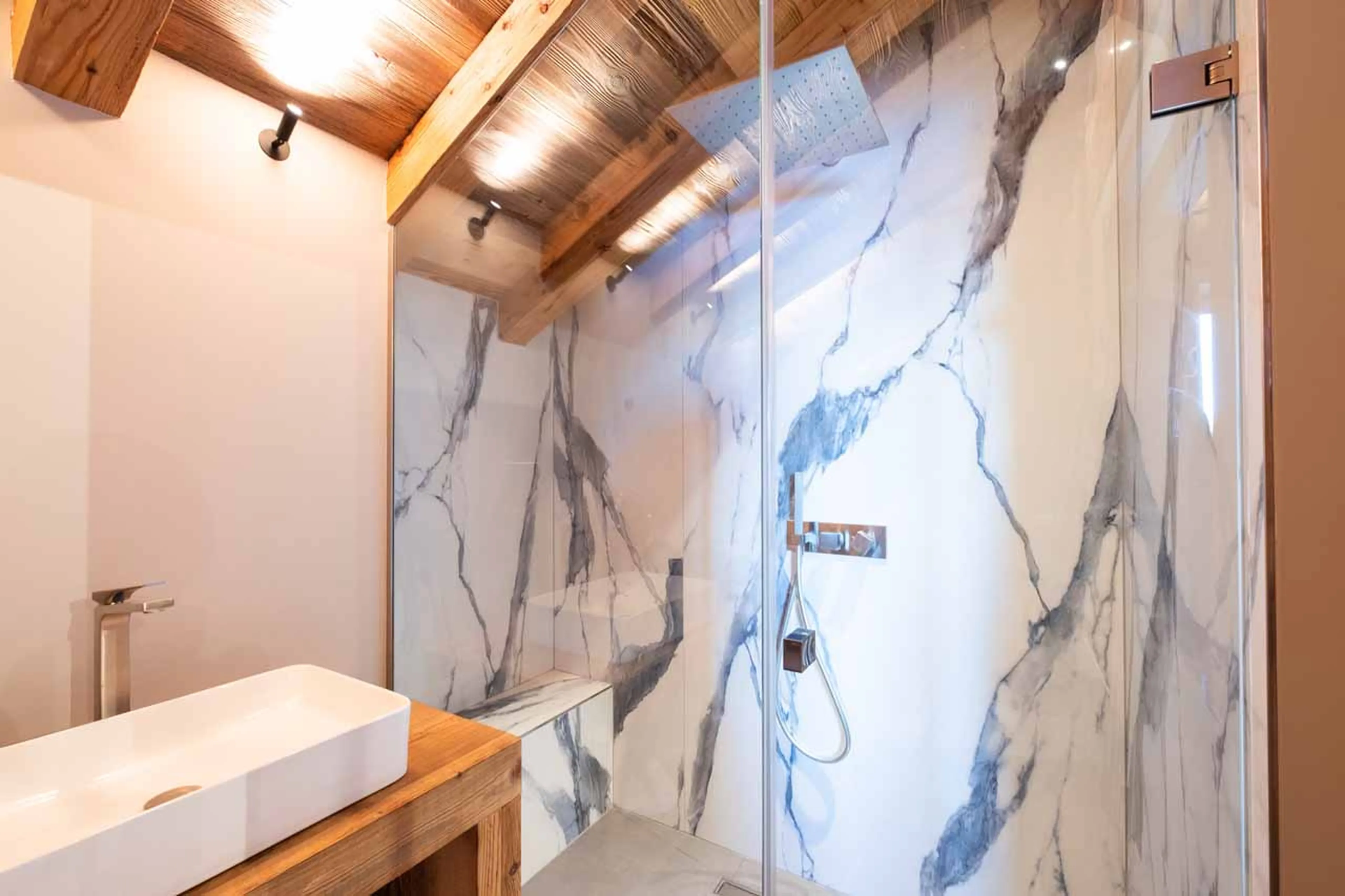 En-suite shower room in Chalet Grande Kalinka, Meribel