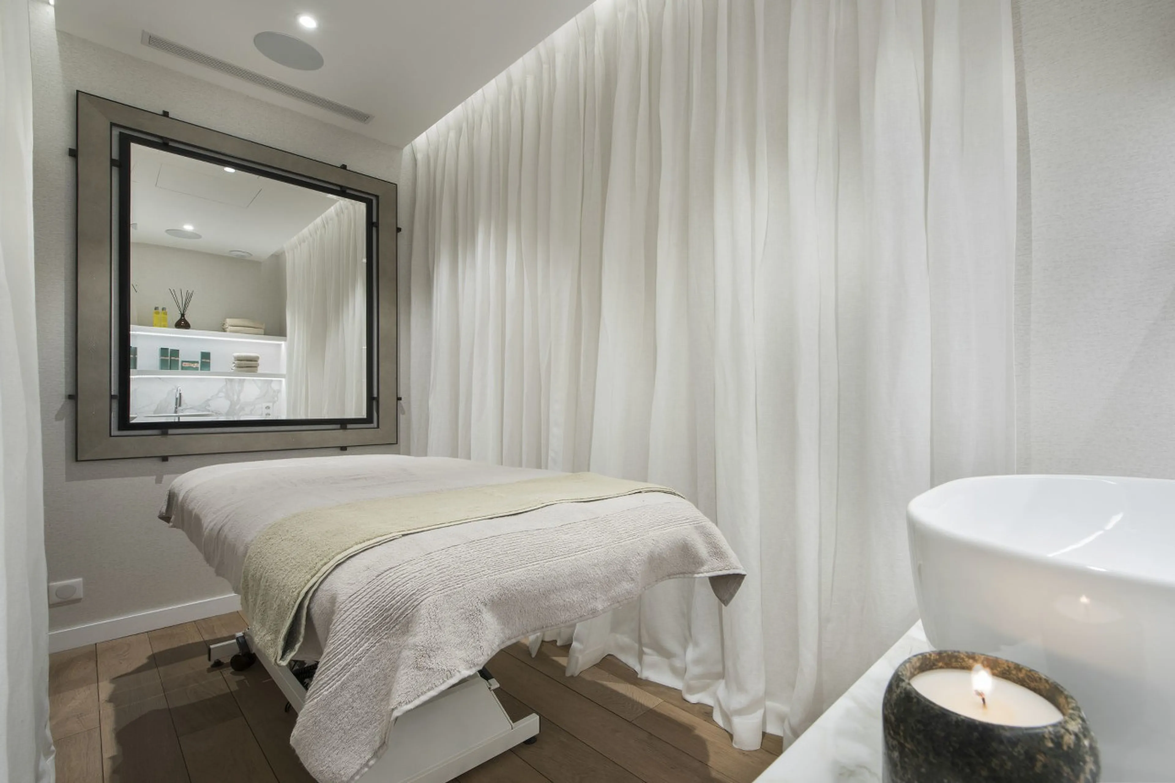 Massage facility in the wellness area of Chalet La Grande Roche in Courcehvel 1850