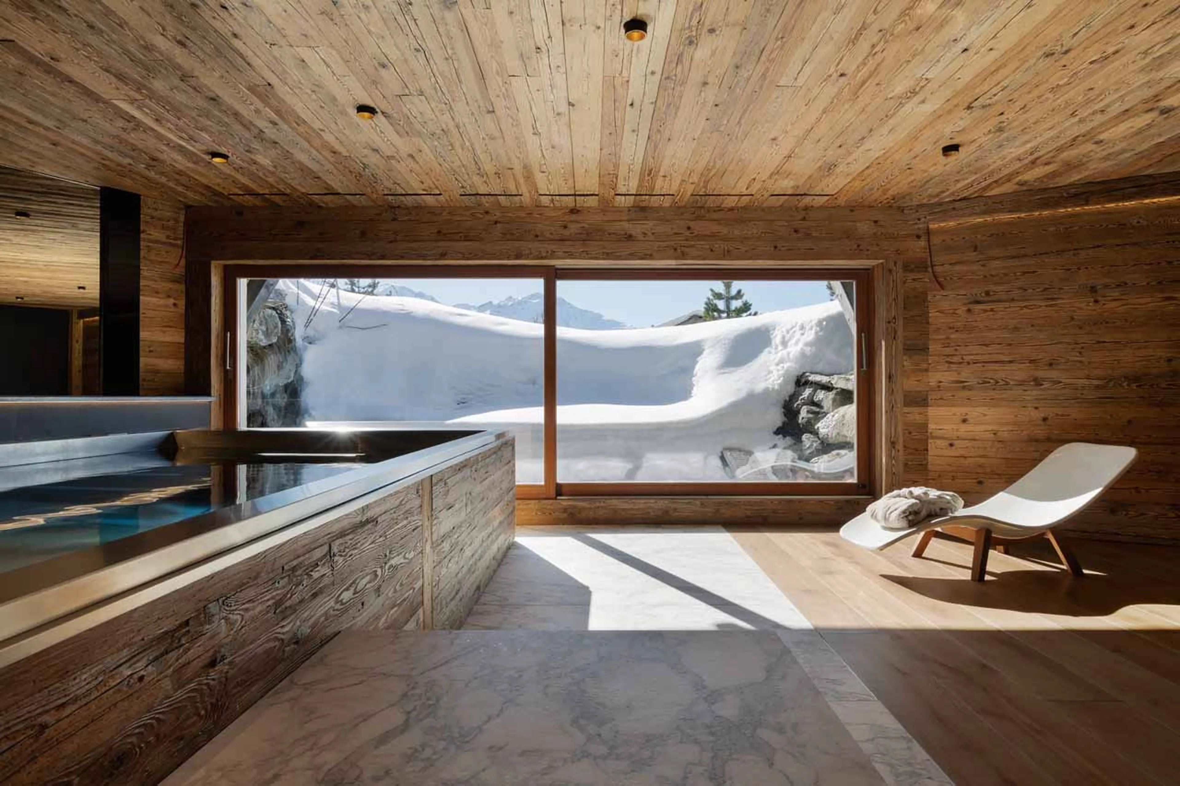 Spa pool at Chalet Granval in Verbier