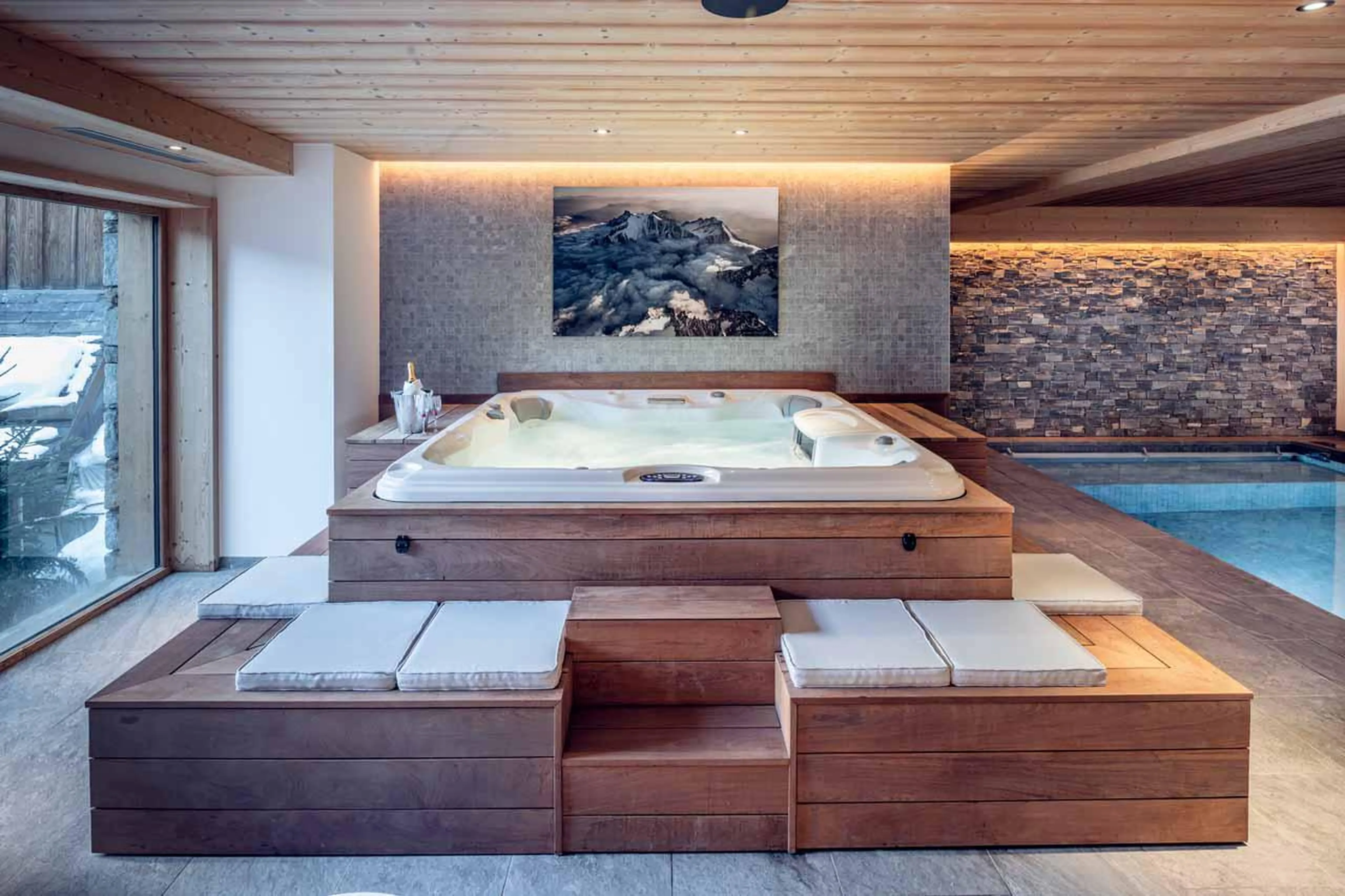 Hot tub at Chalet Harmony in Meribel