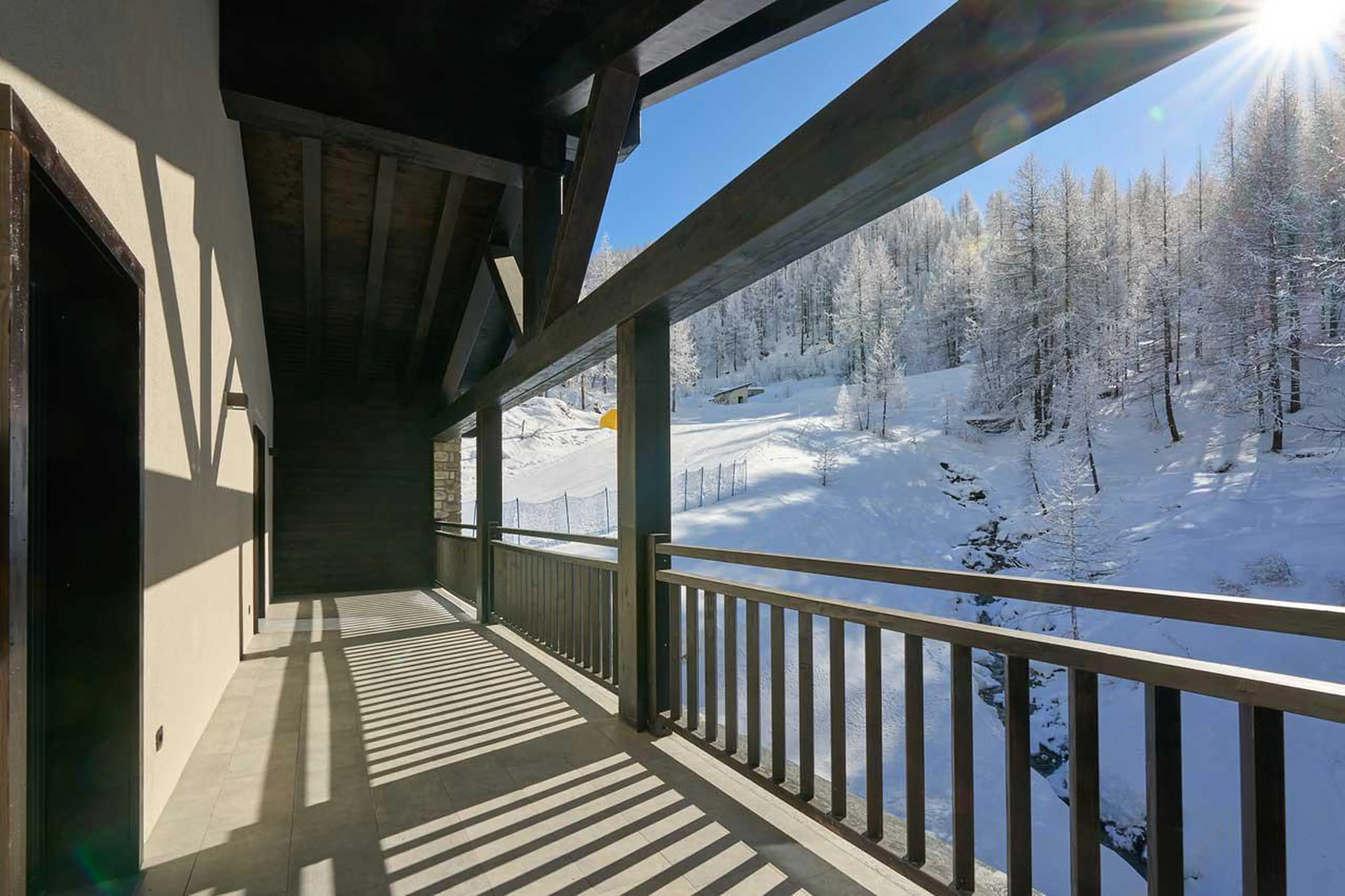 Top floor balcony view at Chalet Il Gufo in Cervinia