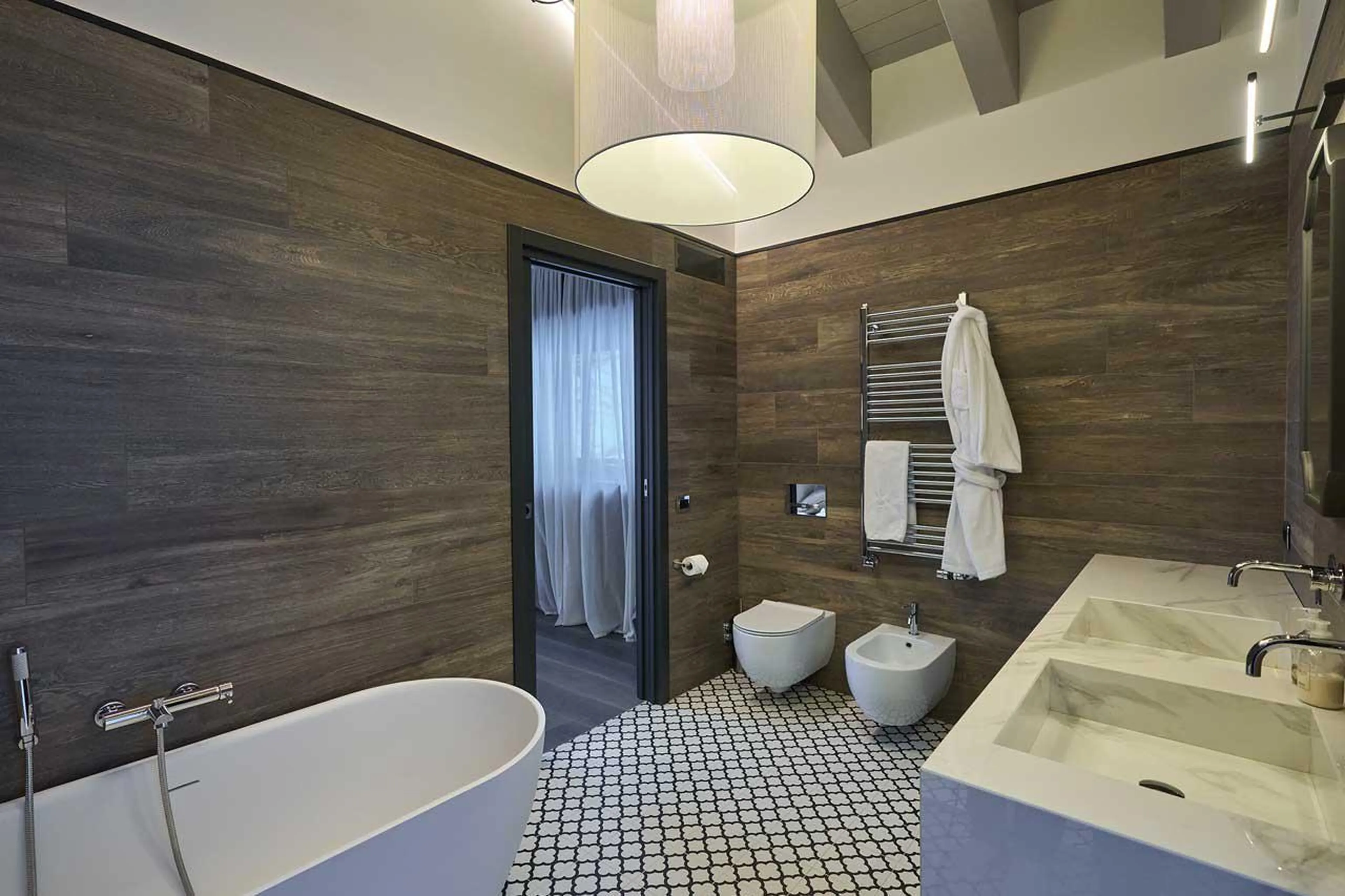 Bathroom one in Chalet Il Gufo in Cervinia