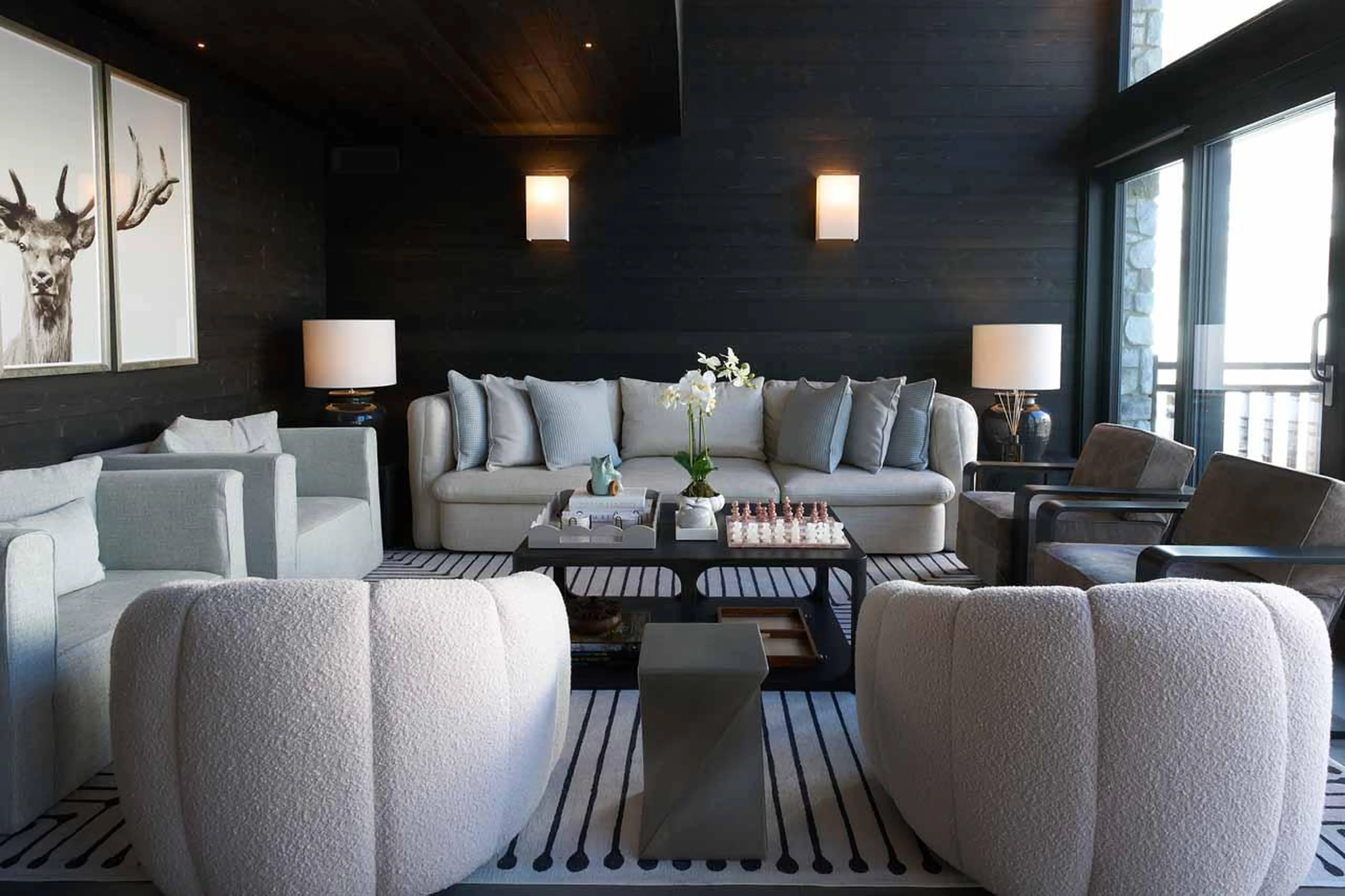 Comfortable lounge at Chalet Il Gufo in Cervinia