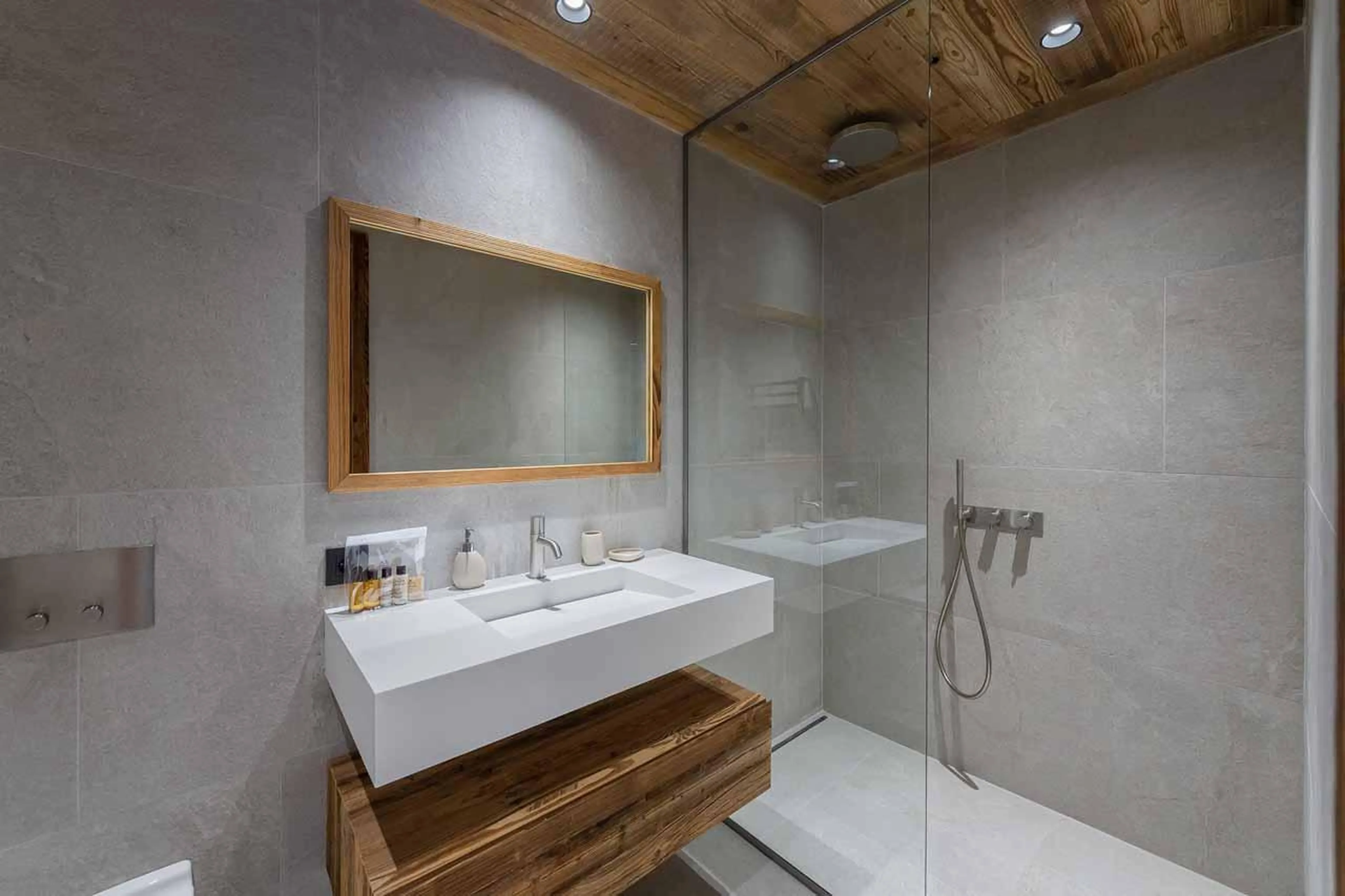 Shower room at Chalet Imladris in St Martin de Belleville