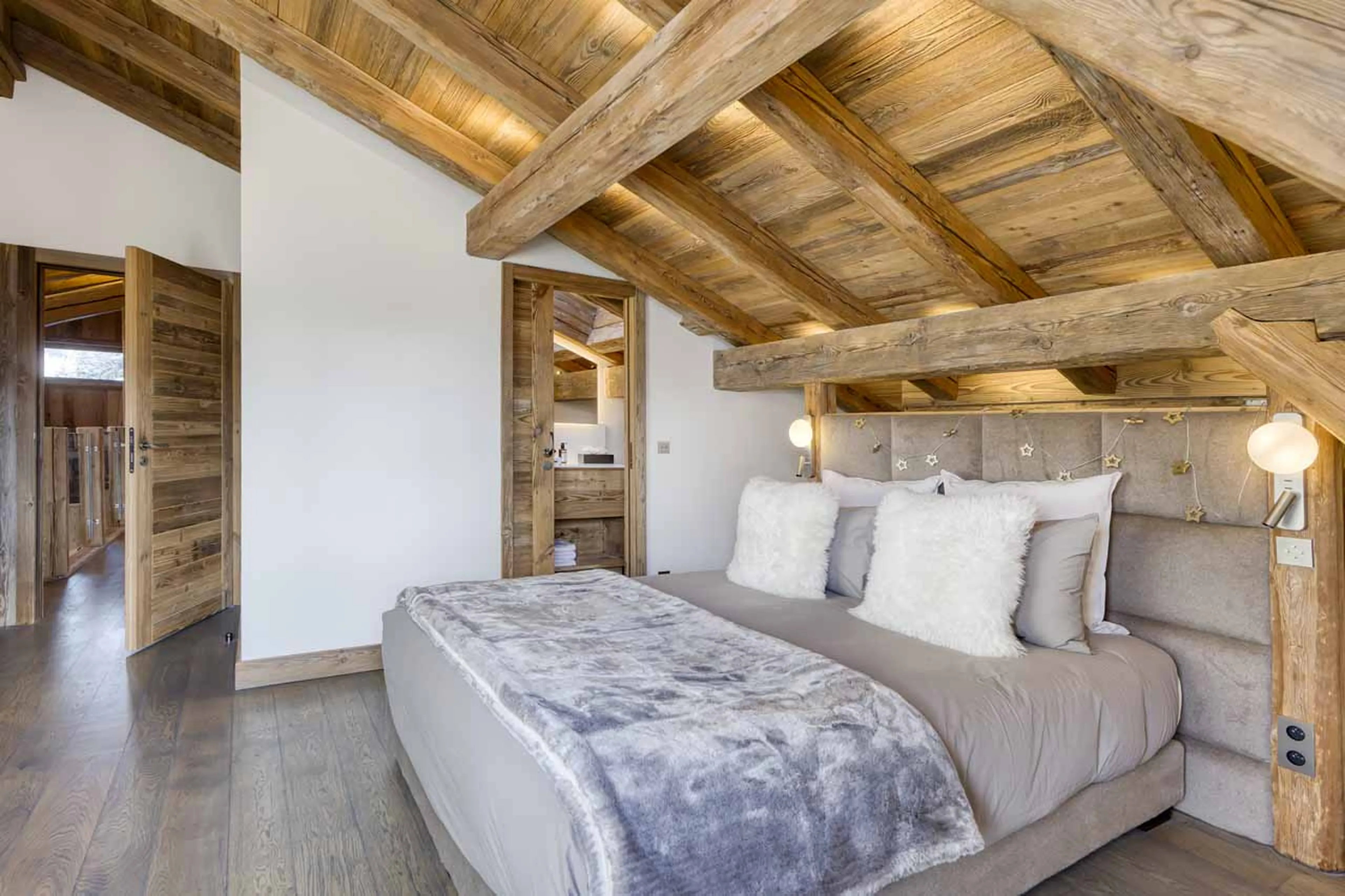 Bedroom 2 bed at Chalet Impala in Megeve