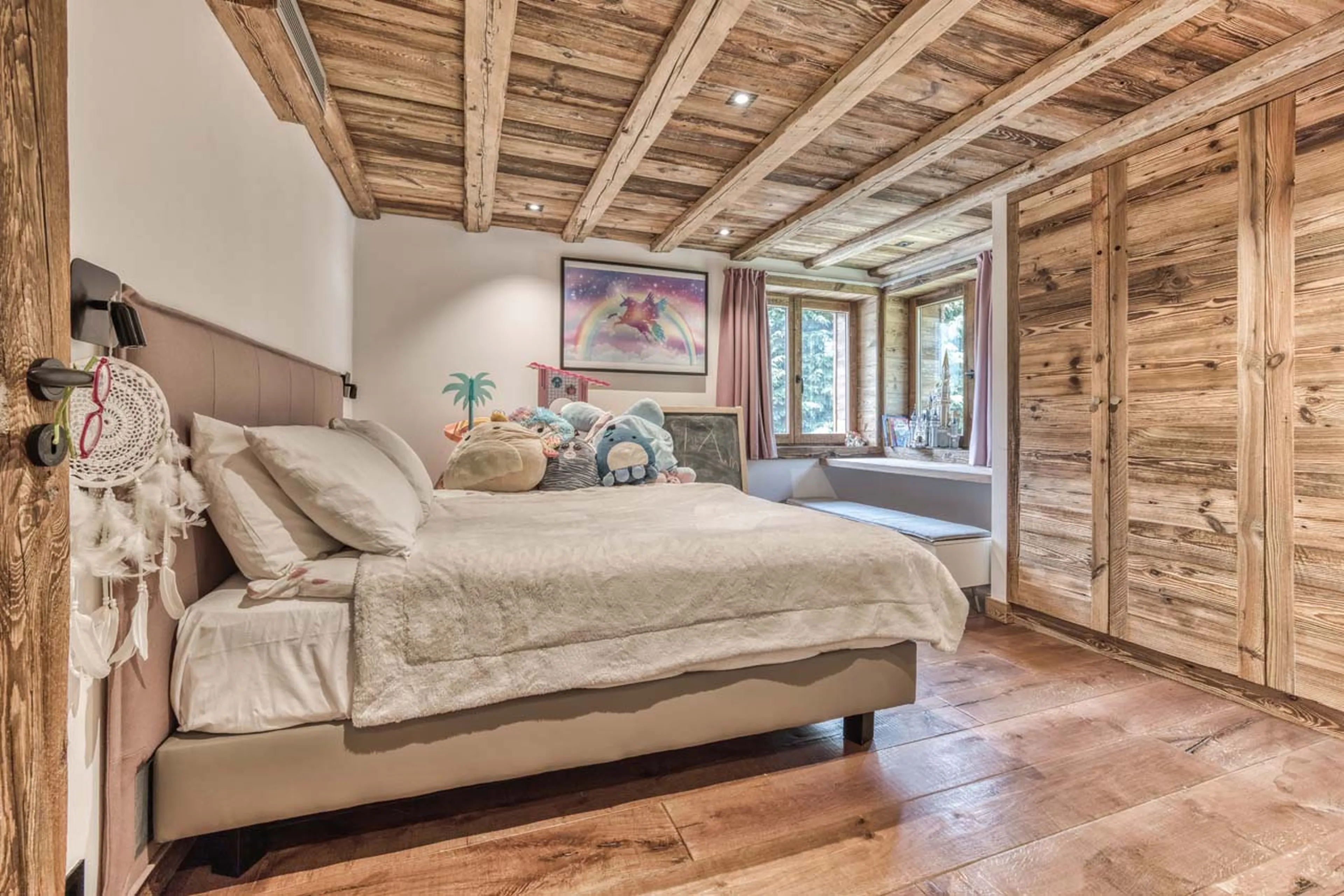 Double bedroom in Chalet Indigo, Chamonix