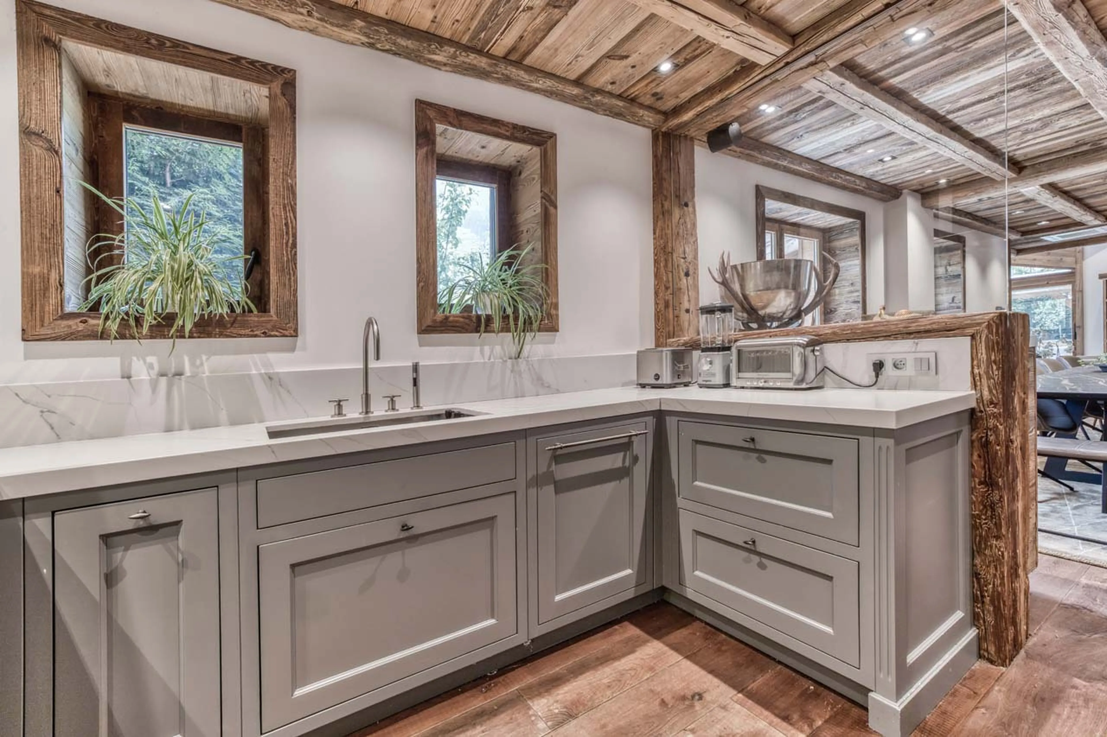 Kitchen in Chalet Indigo, Chamonix