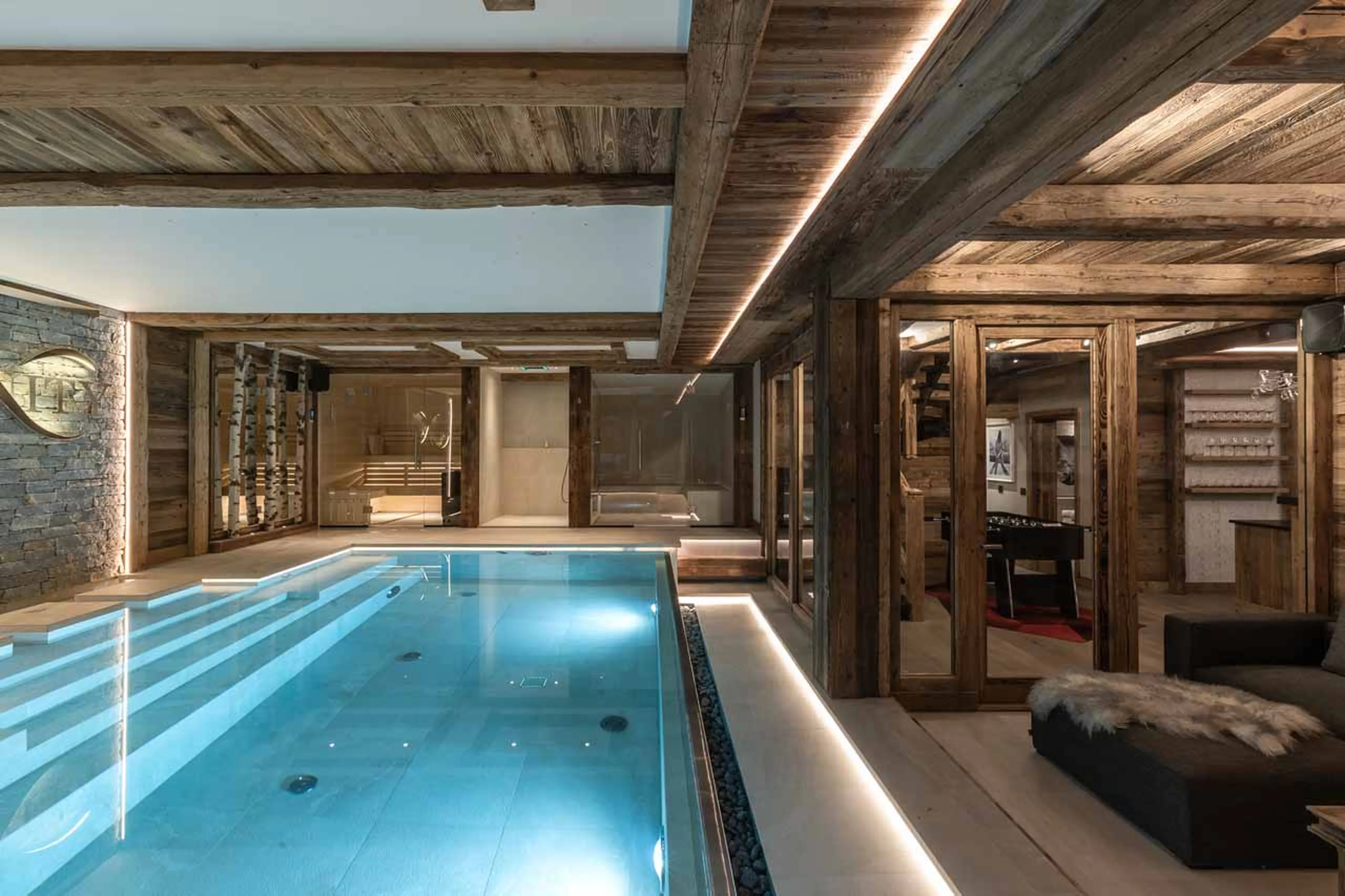 Pool and spa facilities at Chalet Infinity in Chamonix