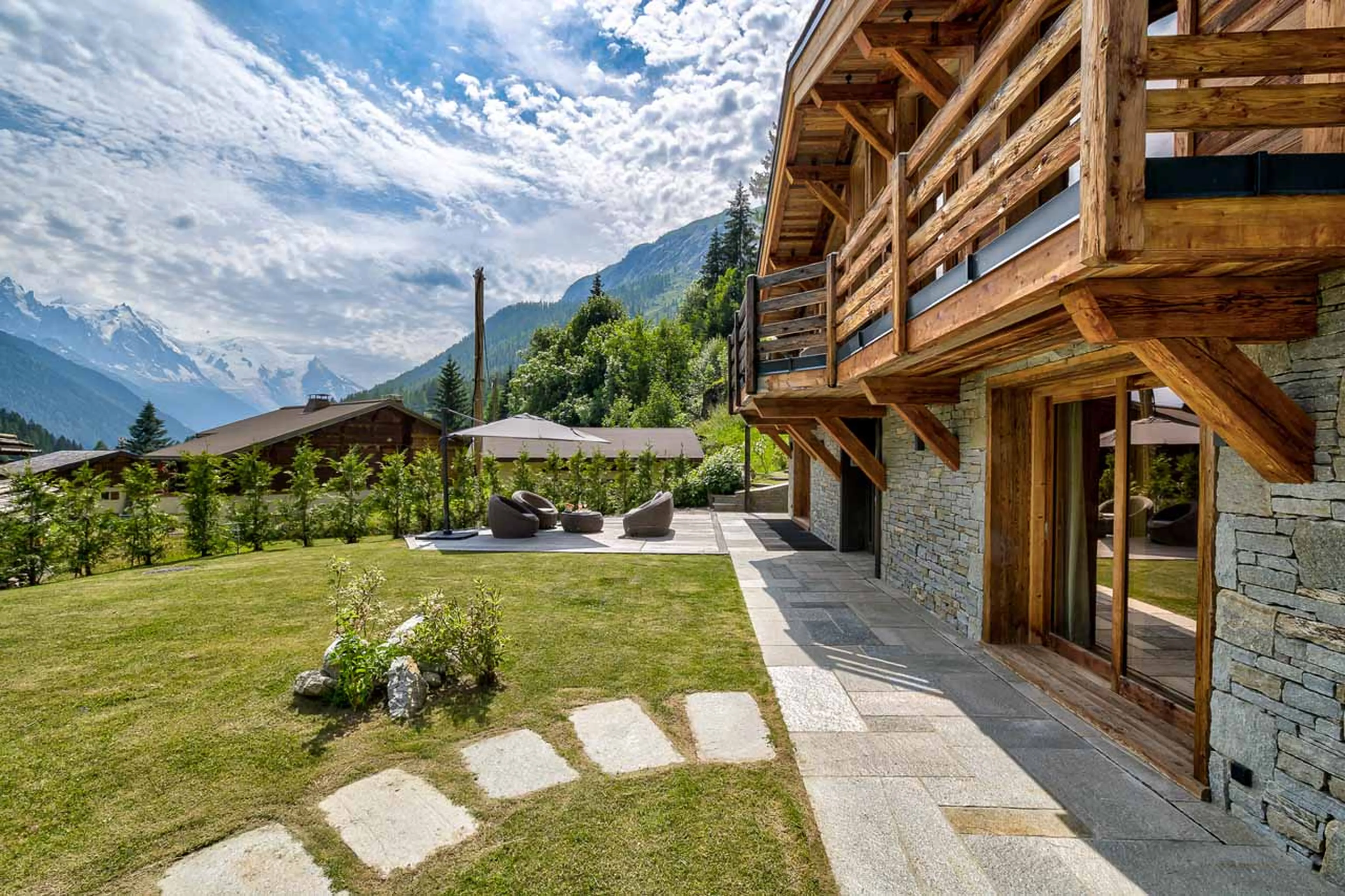 Exterior of Chalet Infinity in Chamonix
