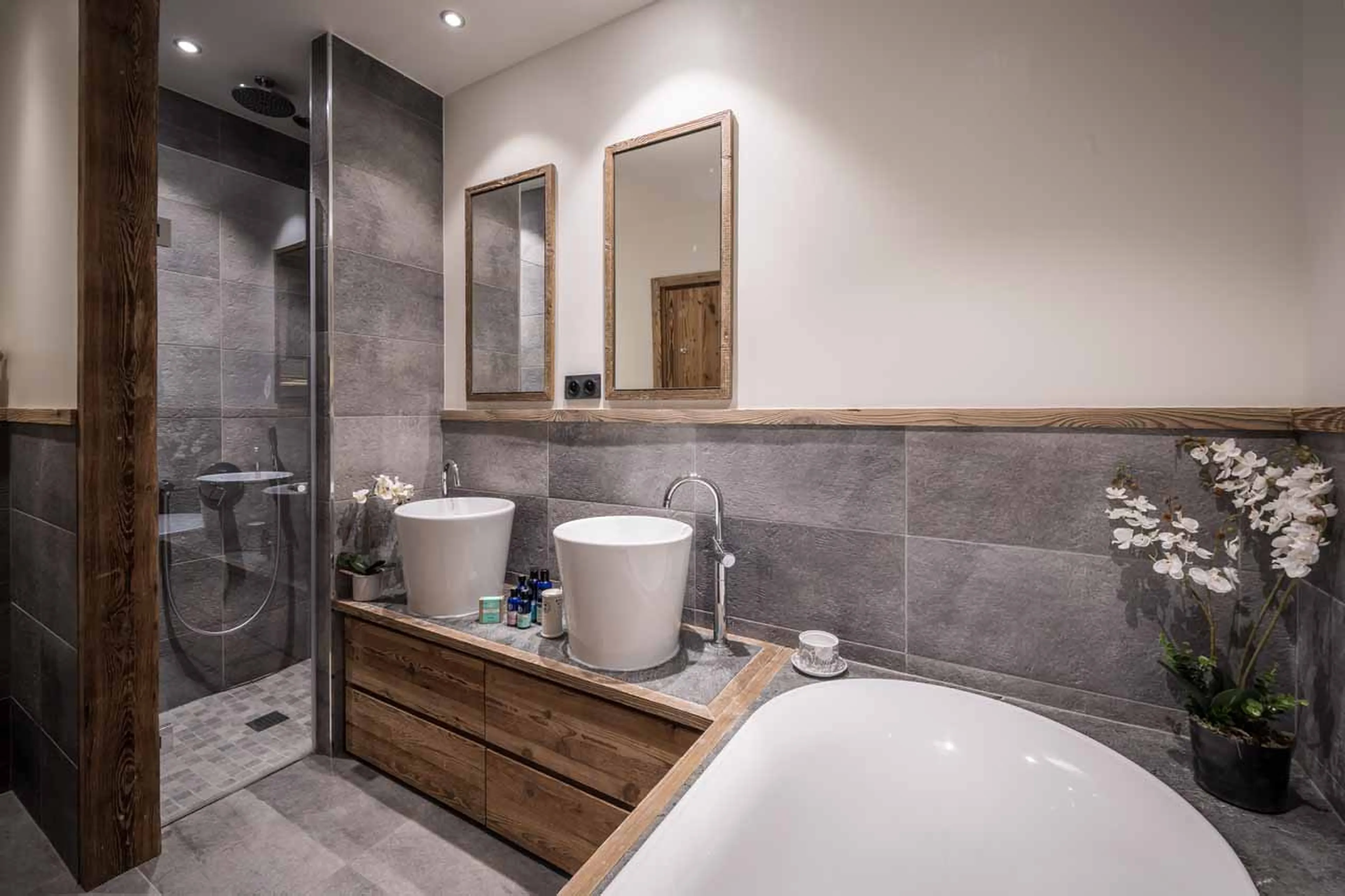 Shower room four at Chalet Inoko in Val d'Isere