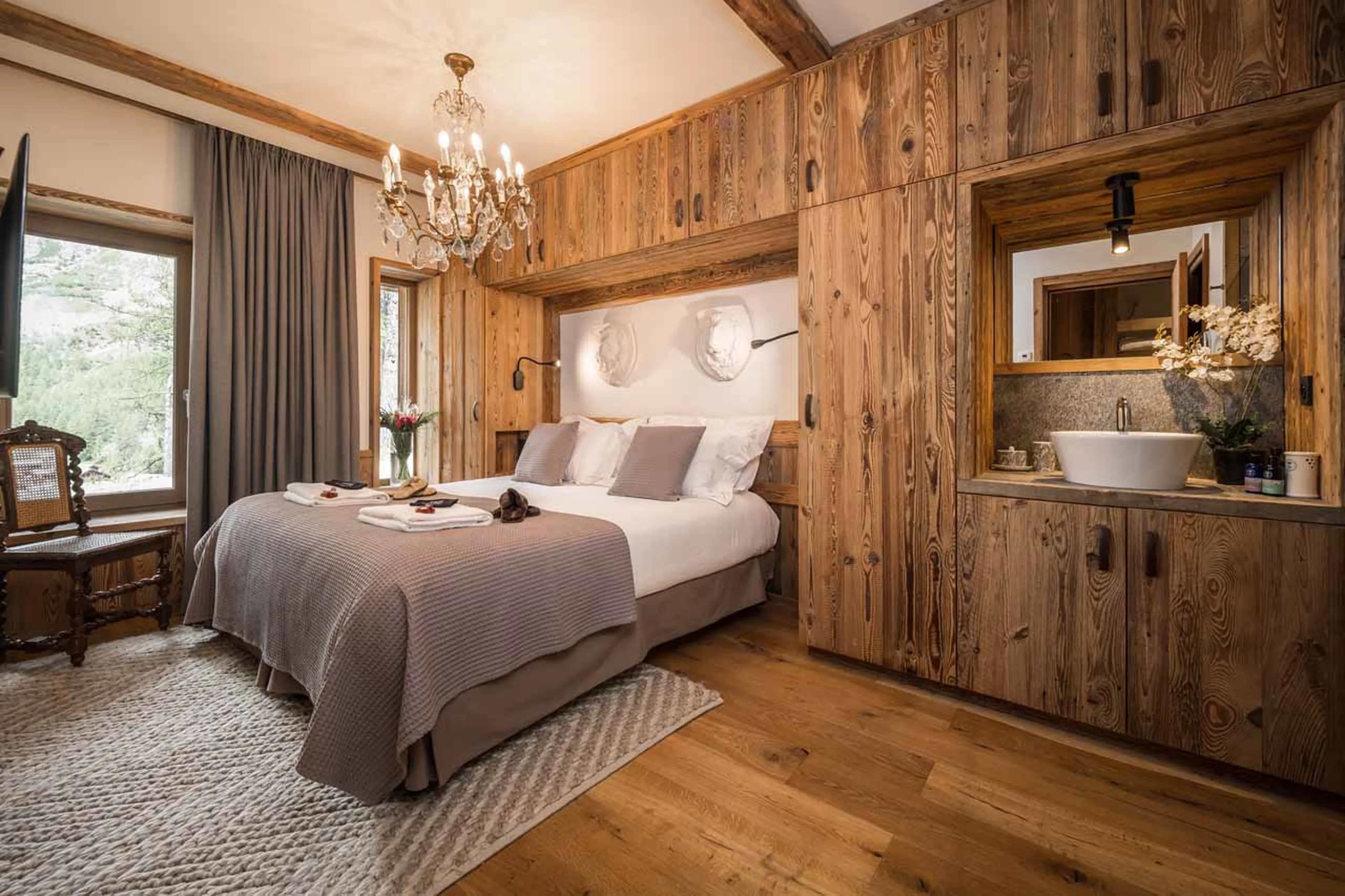 Bedroom five at Chalet Inoko in Val d'Isere
