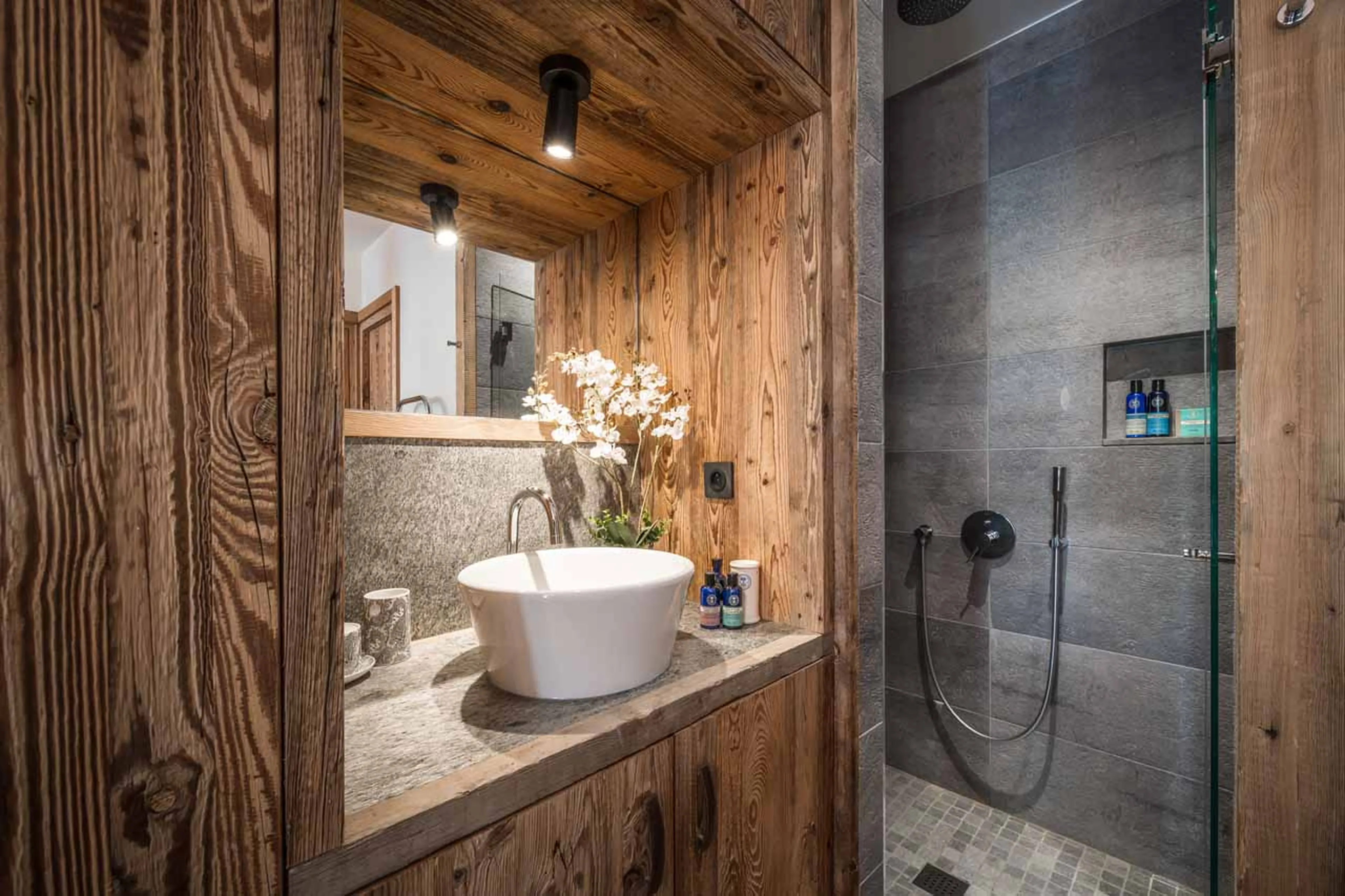 Shower room five at Chalet Inoko in Val d'Isere