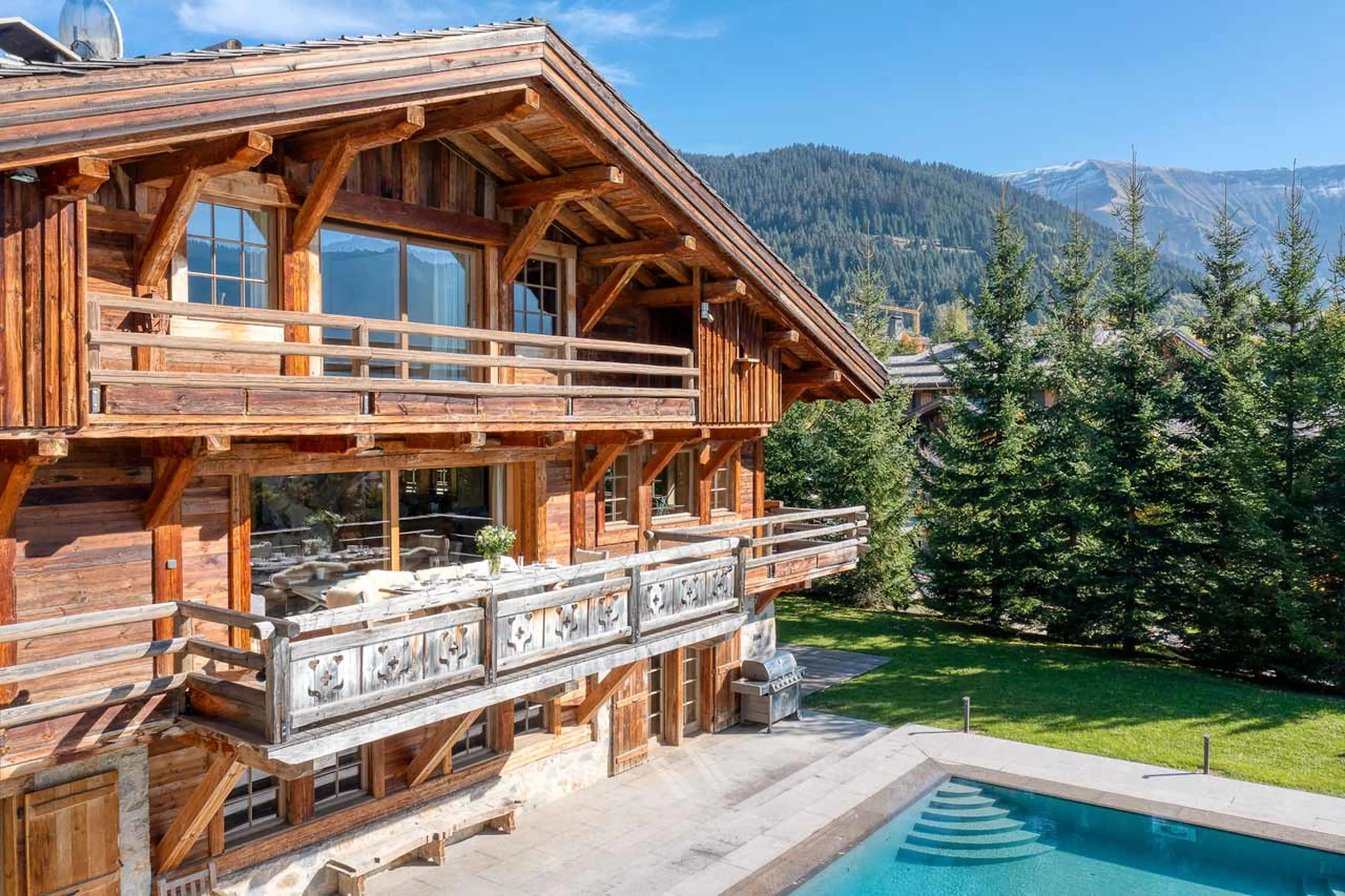 Chalet Izoard exterior view in summer