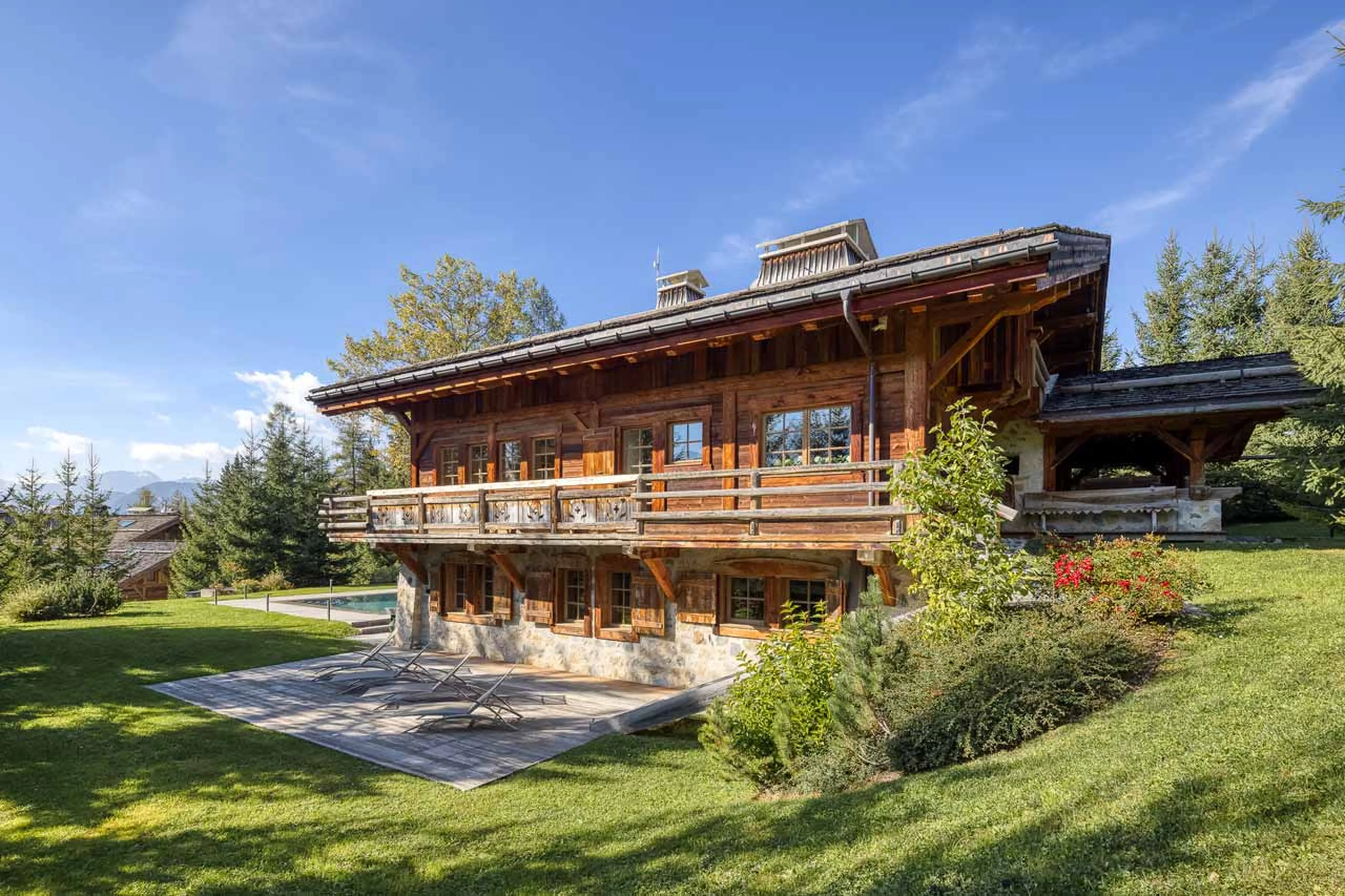 Exterior of Chalet Izoard in summer in Megeve