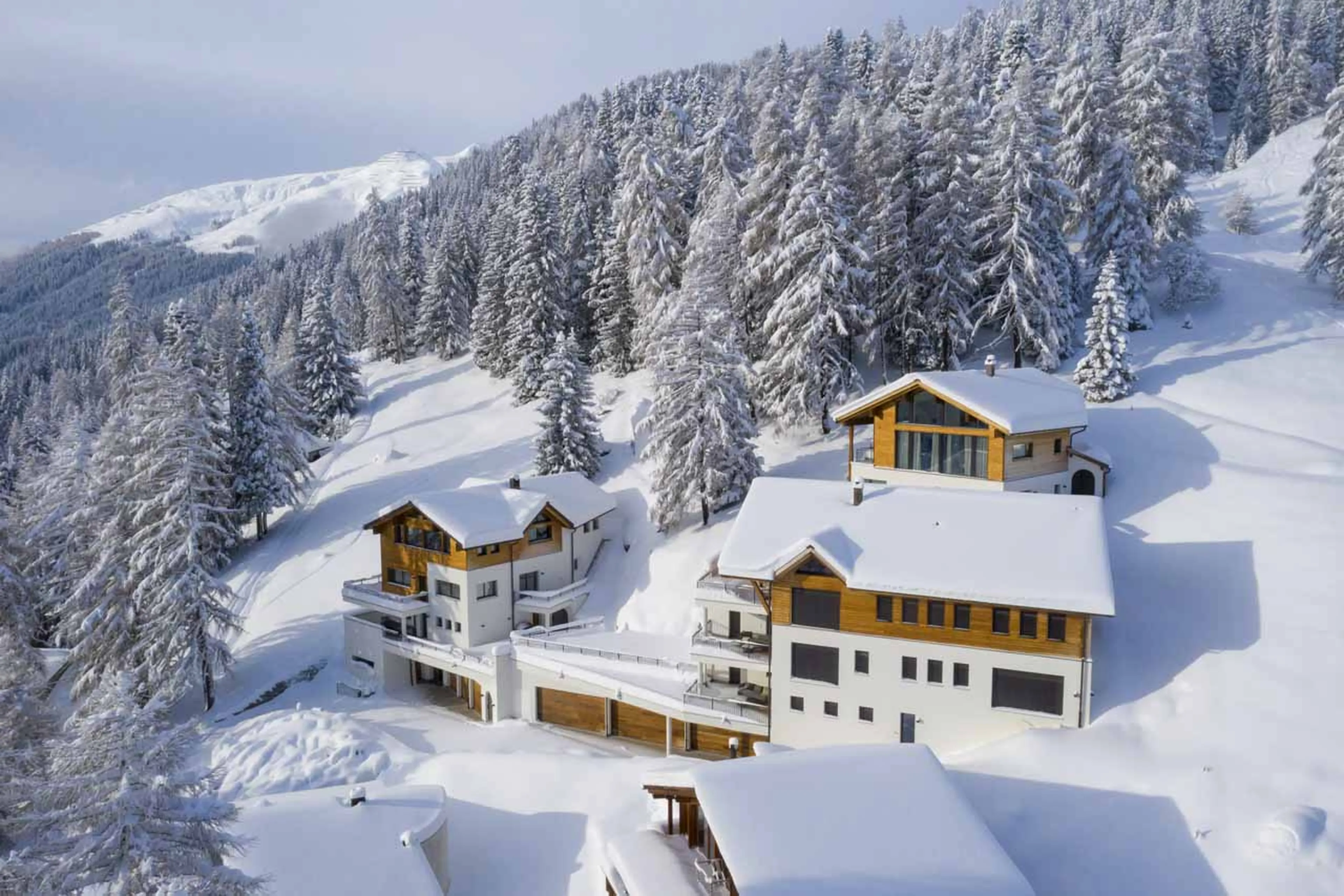 Stunning setting of Chalet Jakobshorn in Davos