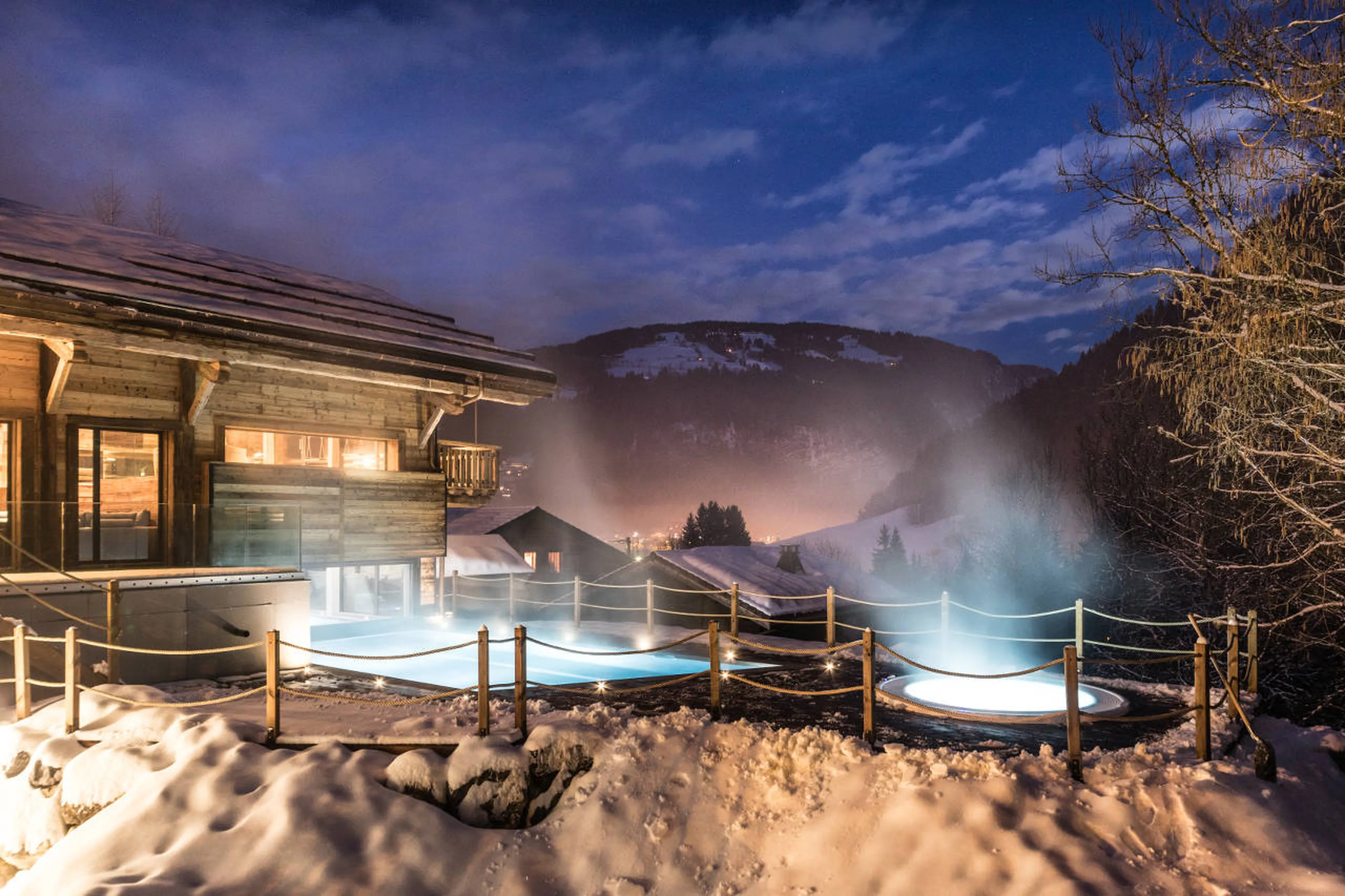 Chalet Joux Plane outdoor swimming pool