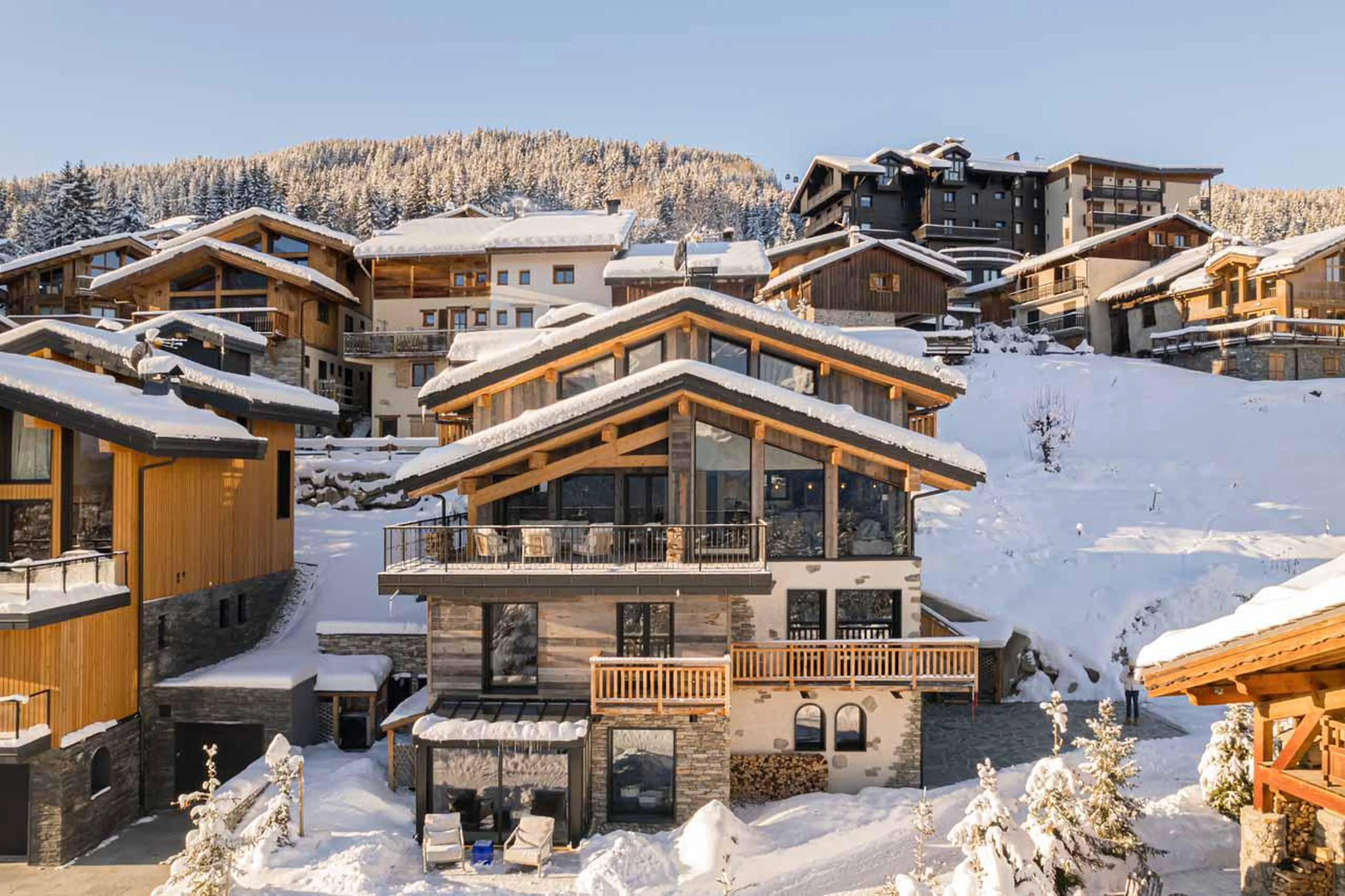 Snowy exterior of Chalet Kandahar in Courchevel 1550