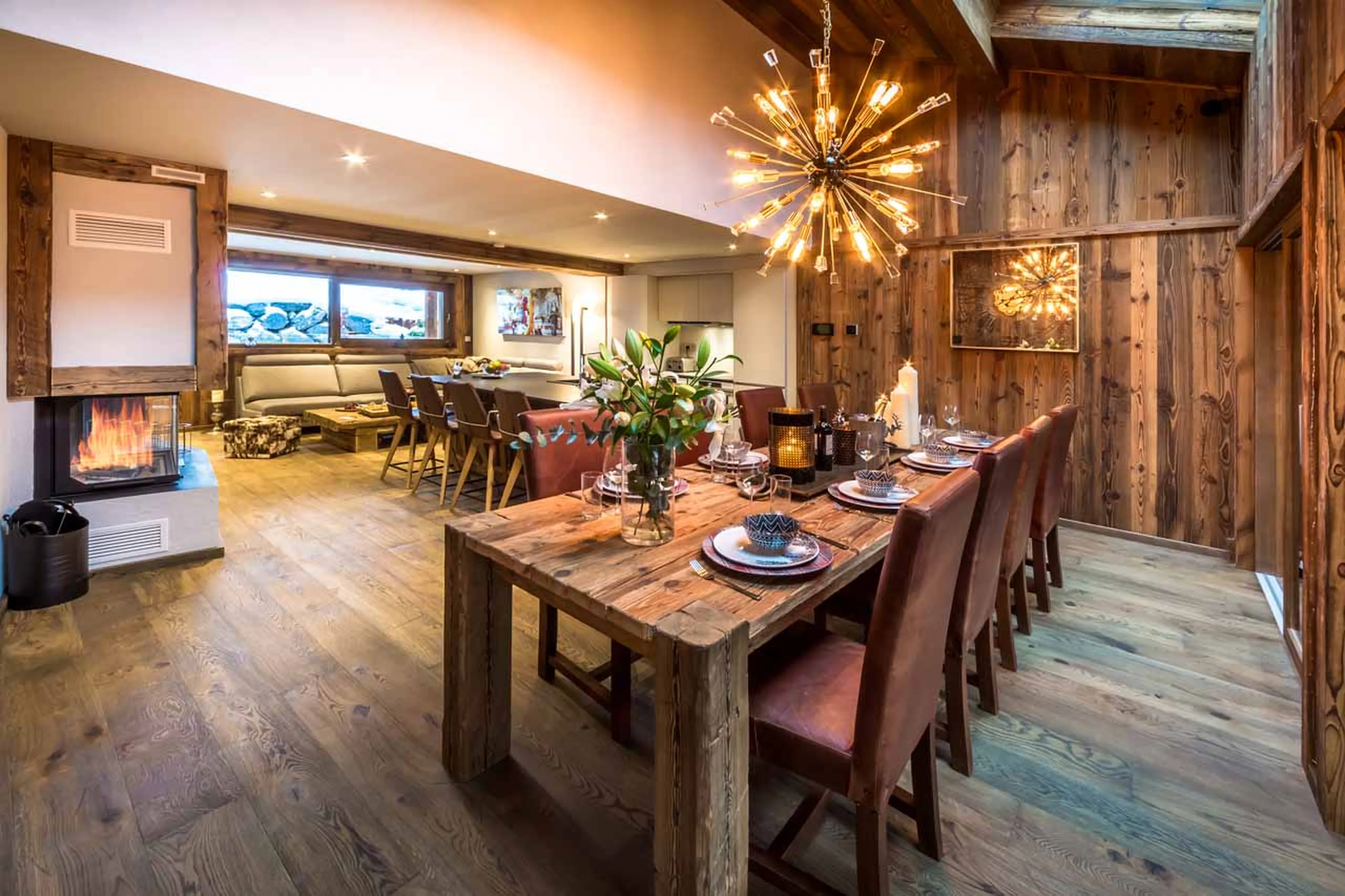 Dining area at Chalet Kapa in Morzine