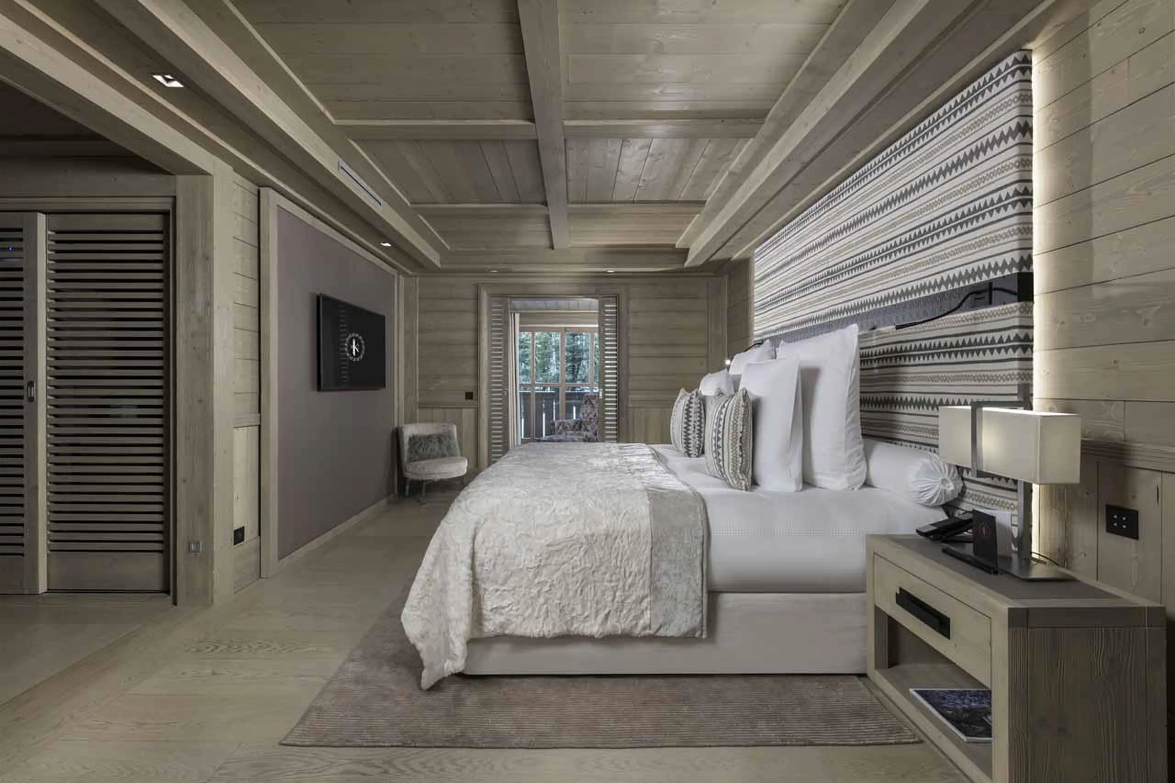 Bedroom four at Chalet Karakoram in Courchevel 1850