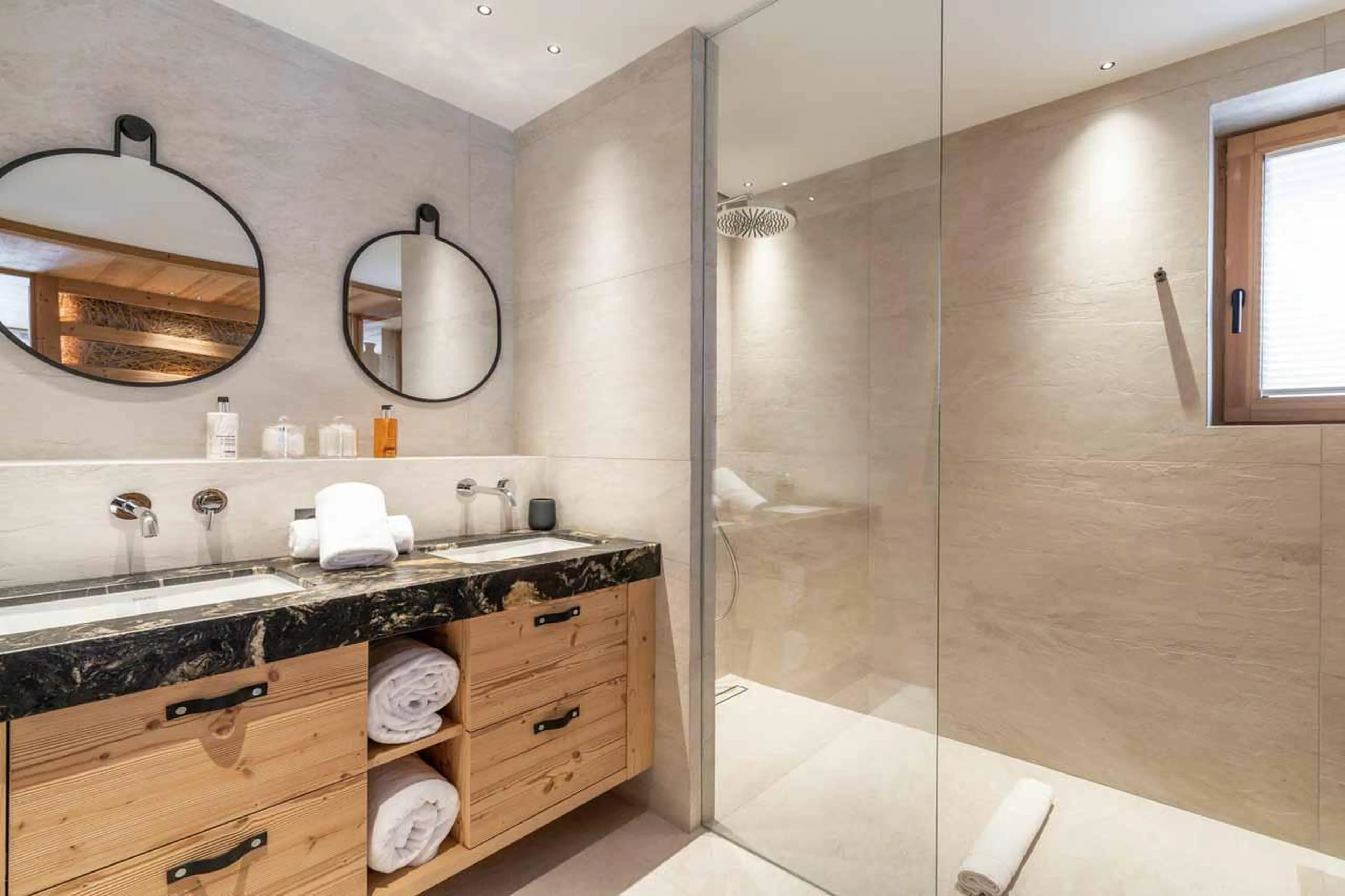 Shower room with double basin in Chalet Khoton, Courchevel Le Praz