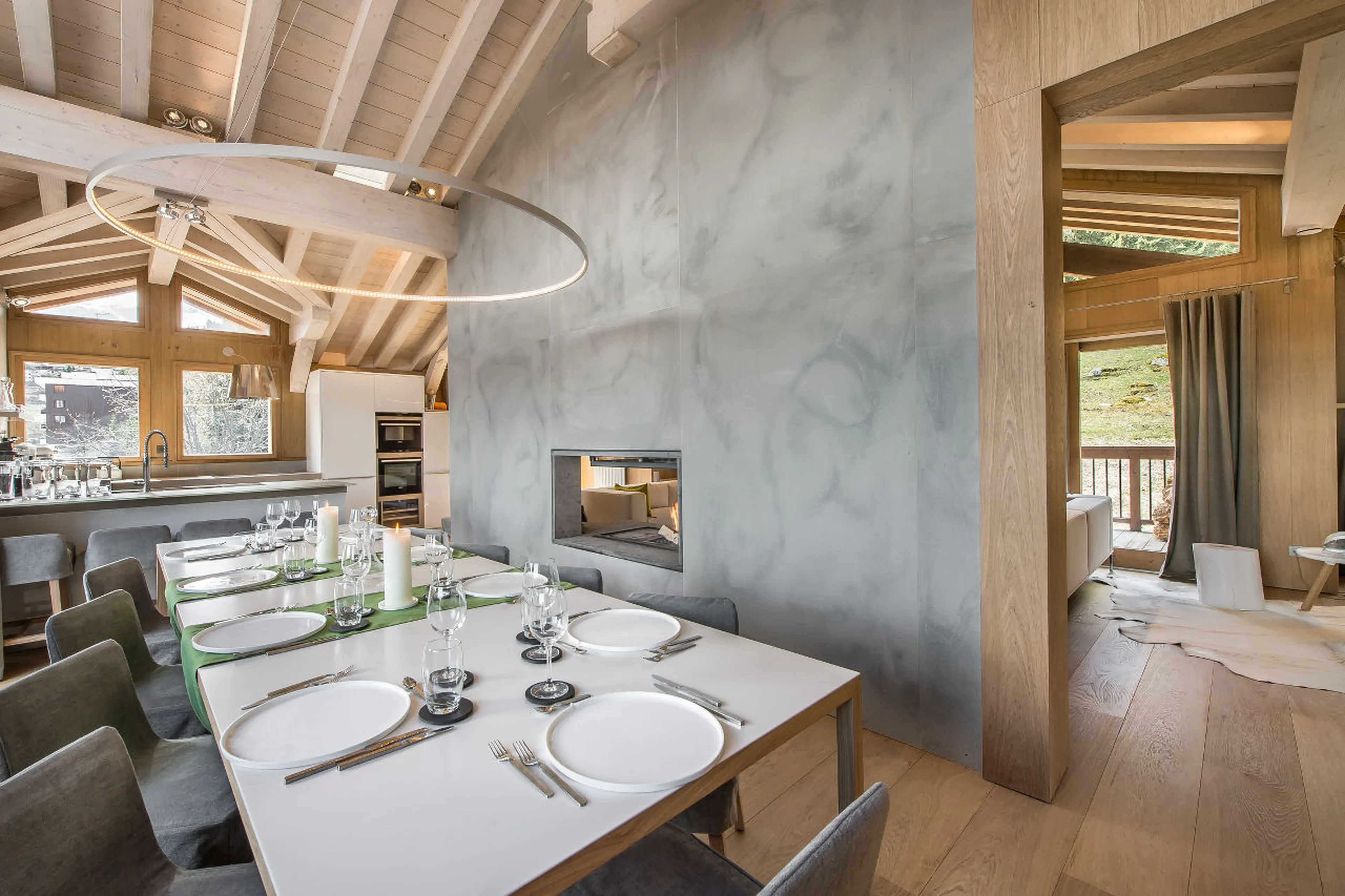 Dining table in Chalet Kibo in Courchevel 1550