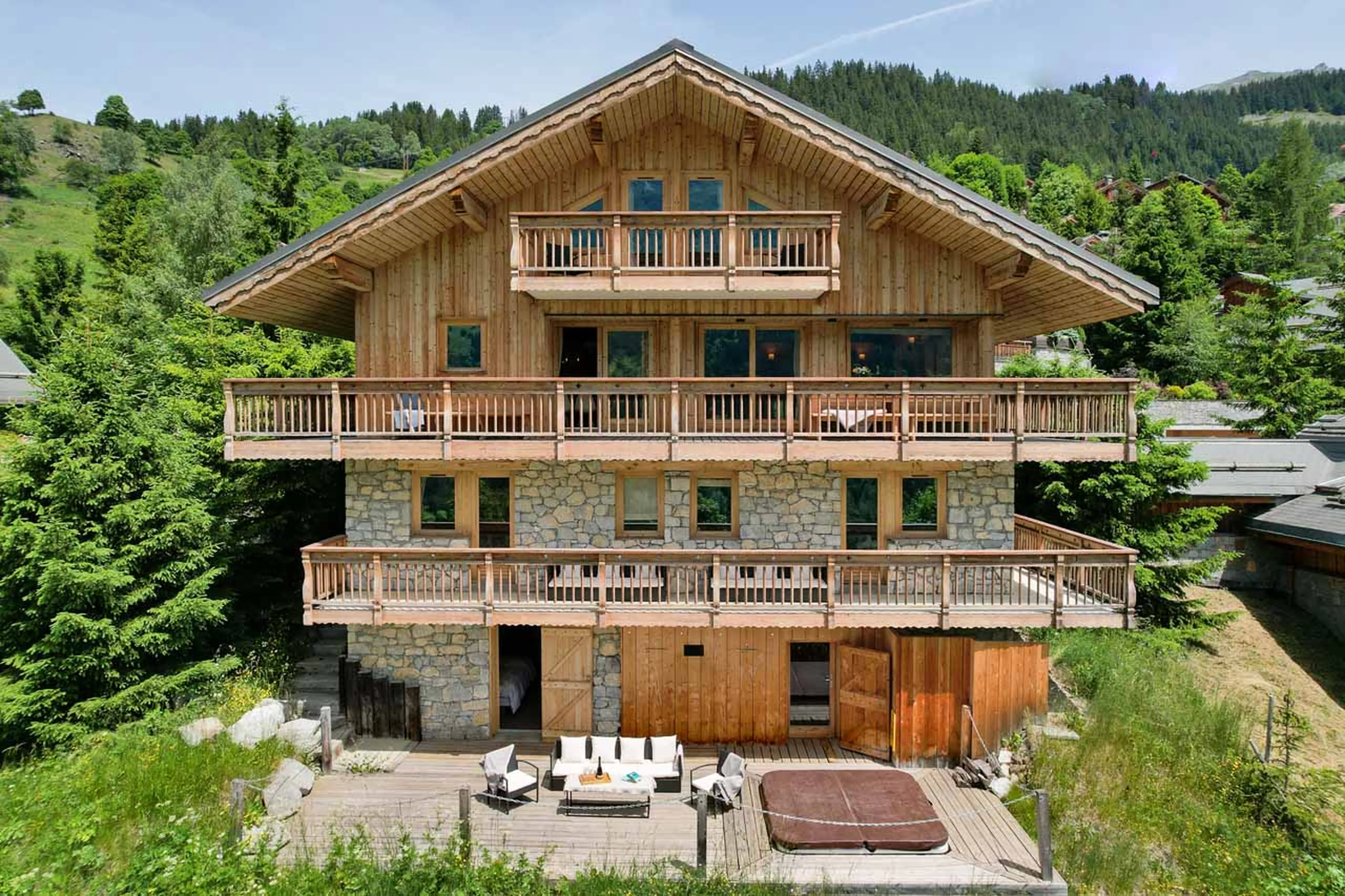 Exterior of Chalet La Chouette in Meribel