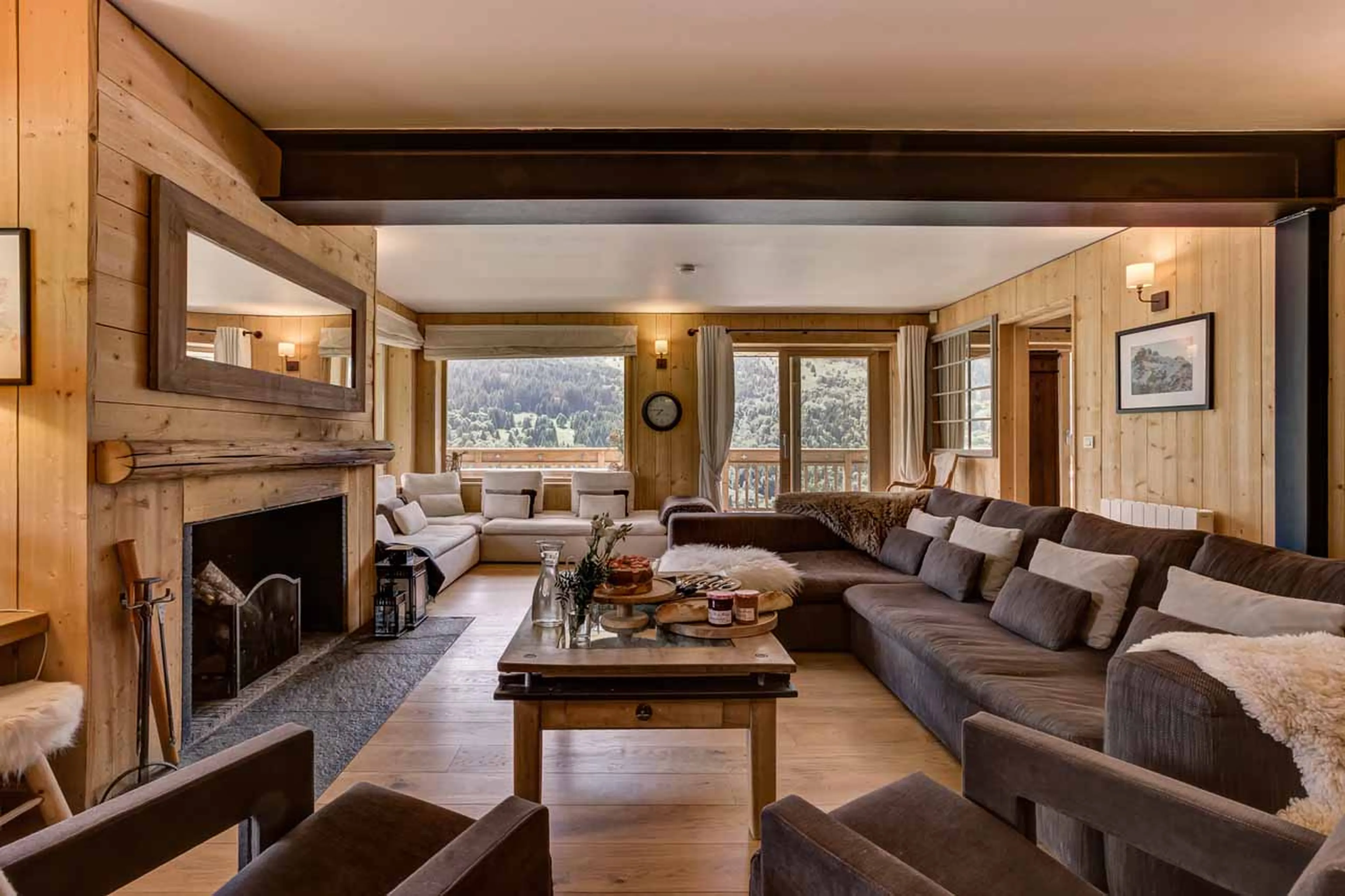 Sofas in living area of Chalet La Chouette in Meribel