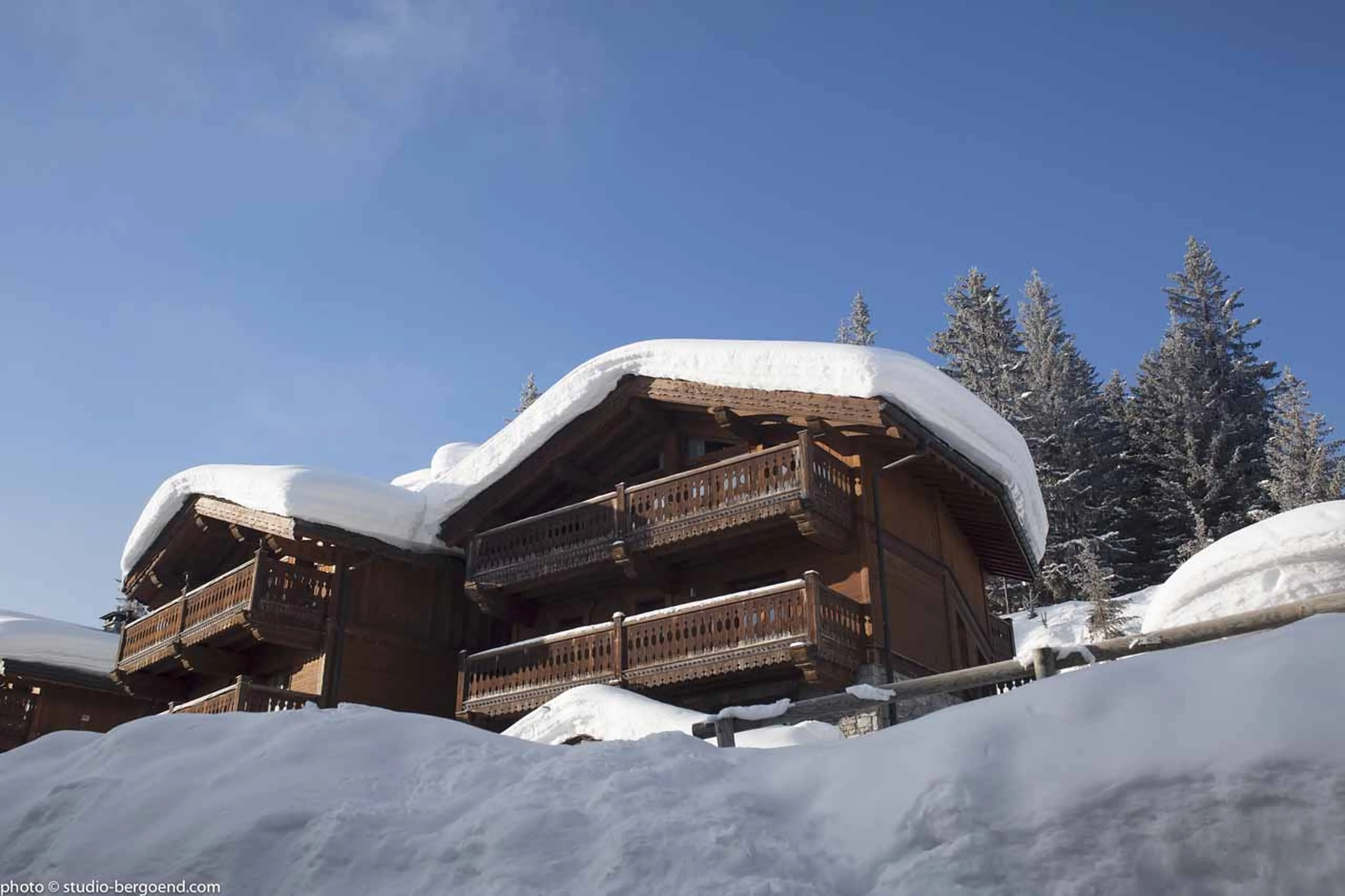 Exterior of Chalet La Colombe in Courchevel 1850