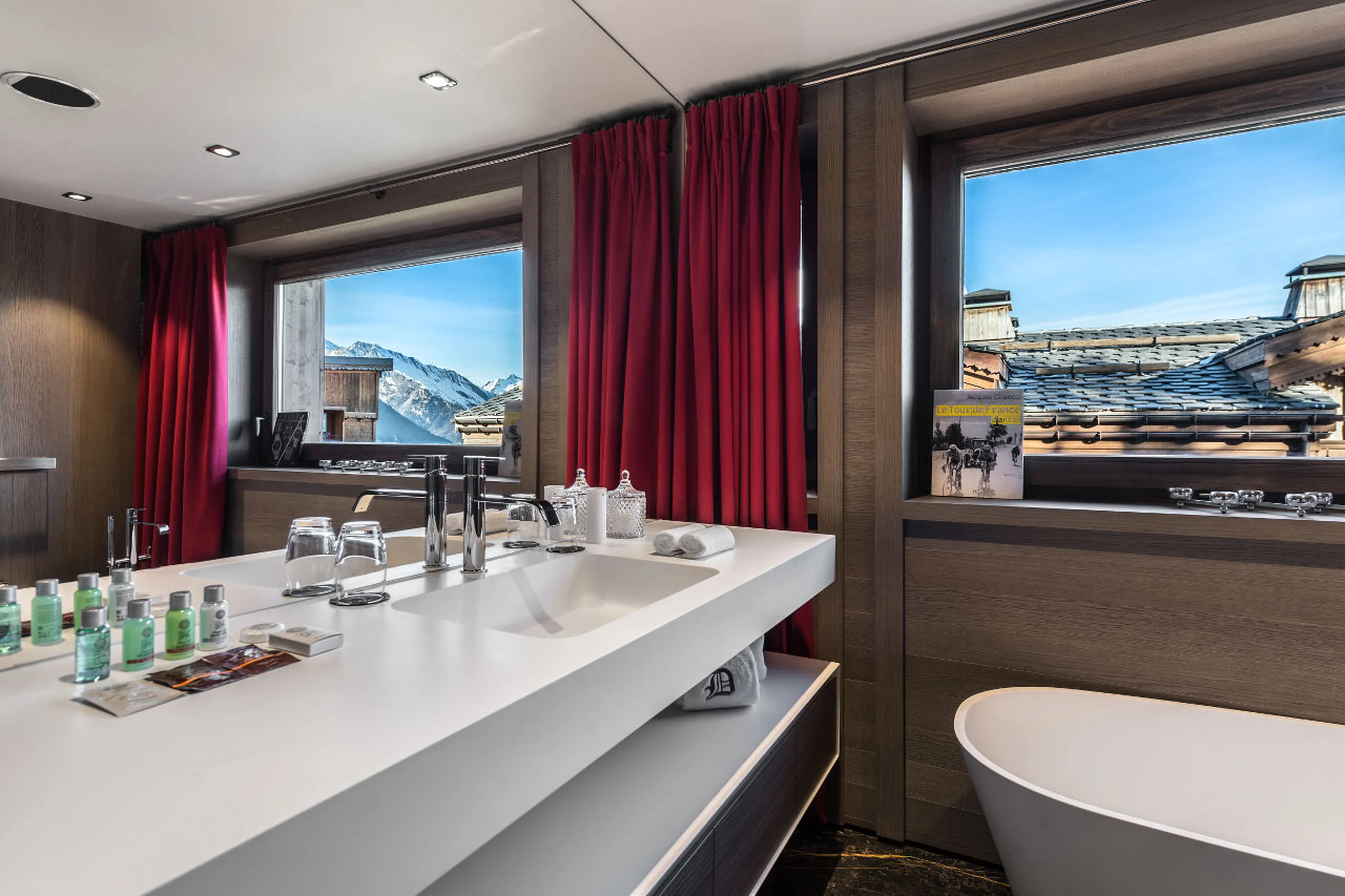 En suite bathroom of double bedroom in La Datcha in Courchevel 1850