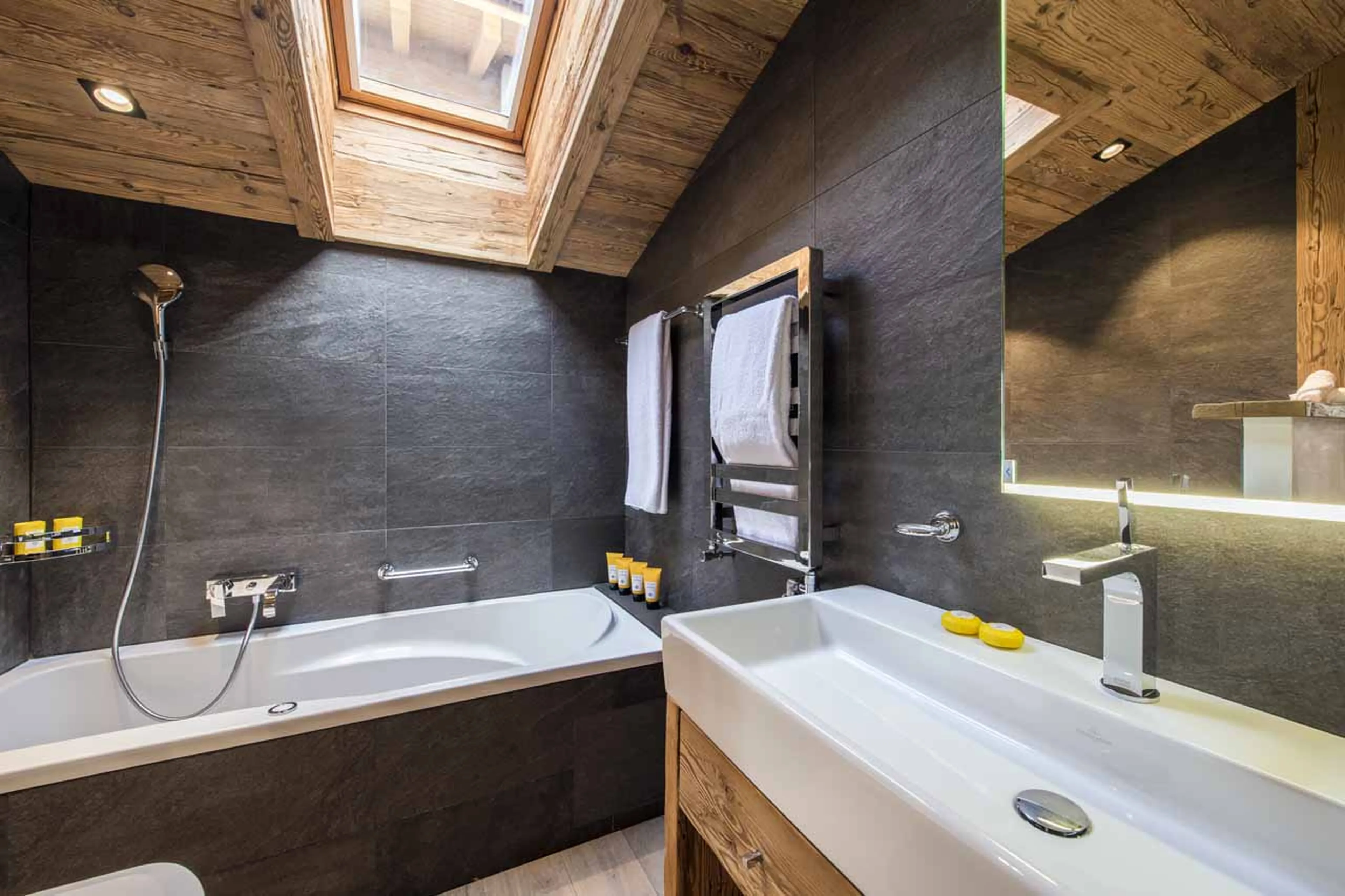 Bathroom four at Chalet La Datcha in Verbier