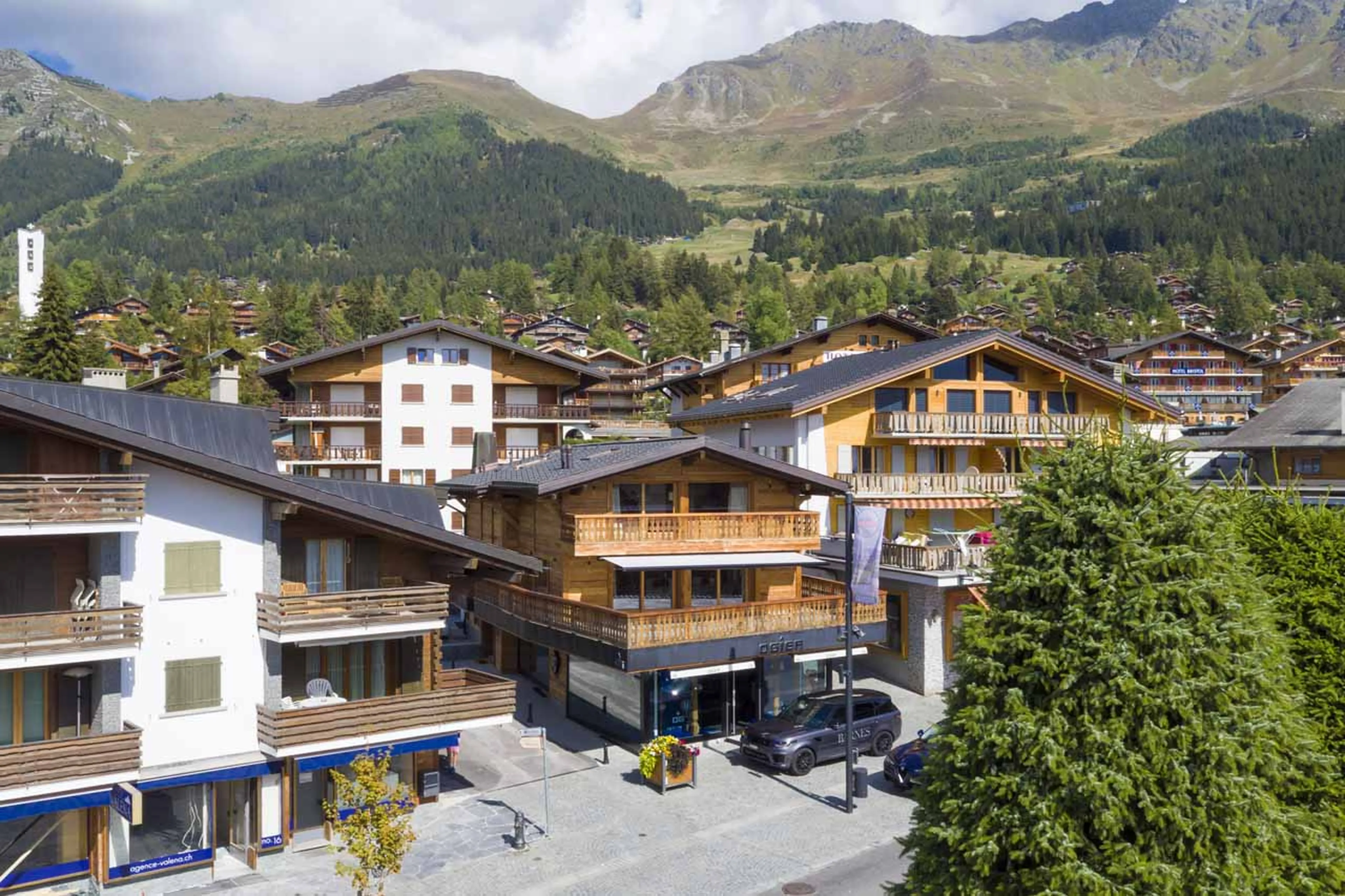 Loaction of Chalet La Datcha in Verbier