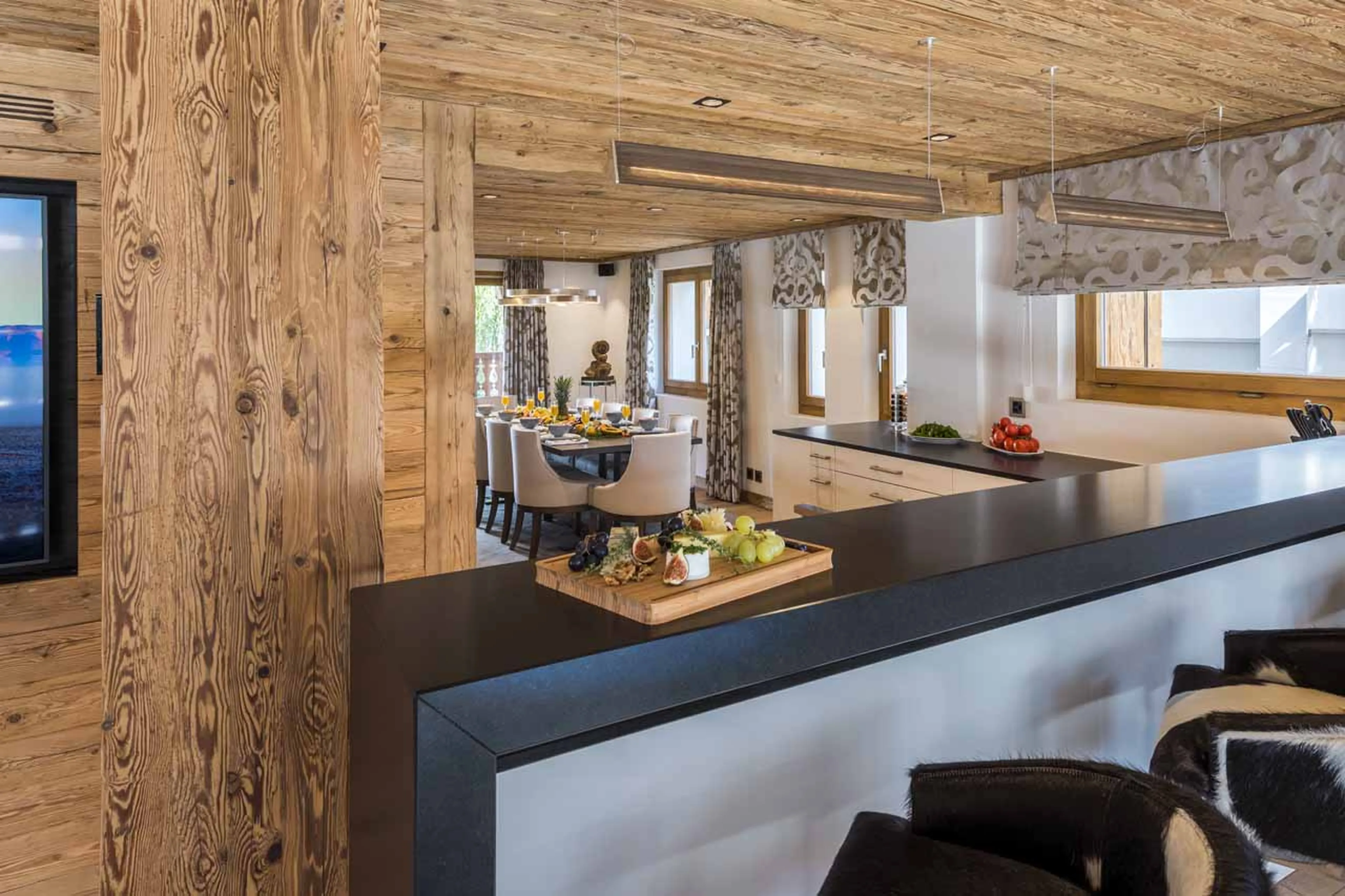 Breakfast bar and kitchen at Chalet La Datcha in Verbier