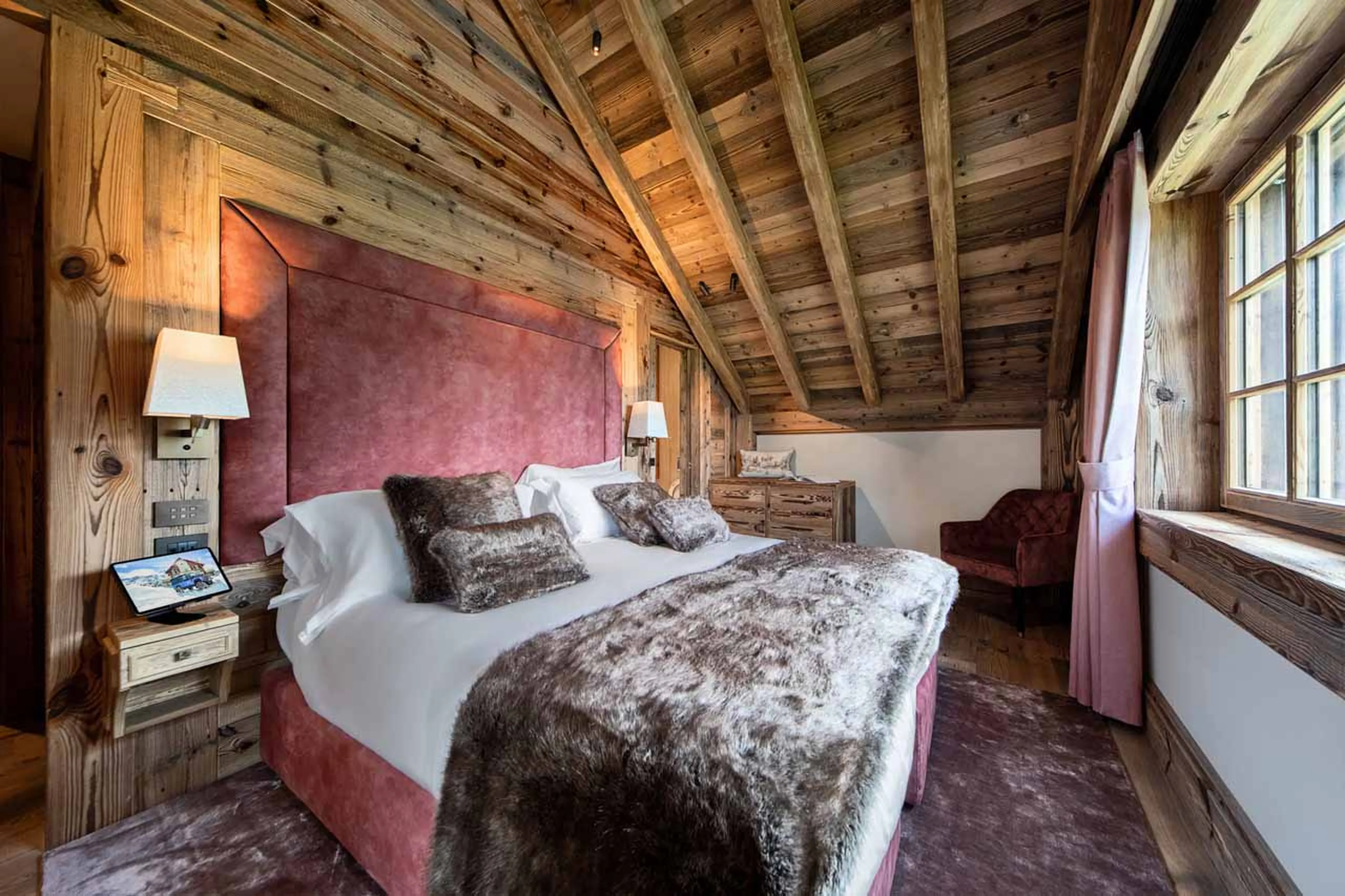 Bedroom four at Chalet La Fenice in Cervinia