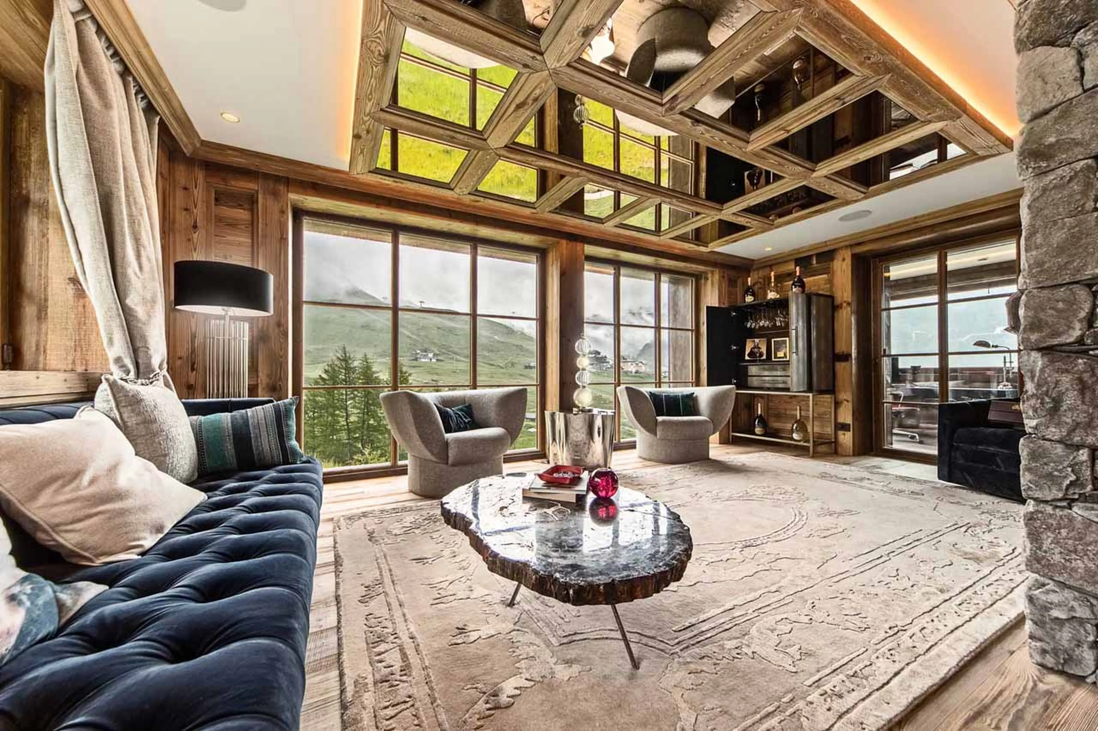 Club Room at Chalet La Fenice in Breuil-Cervinia